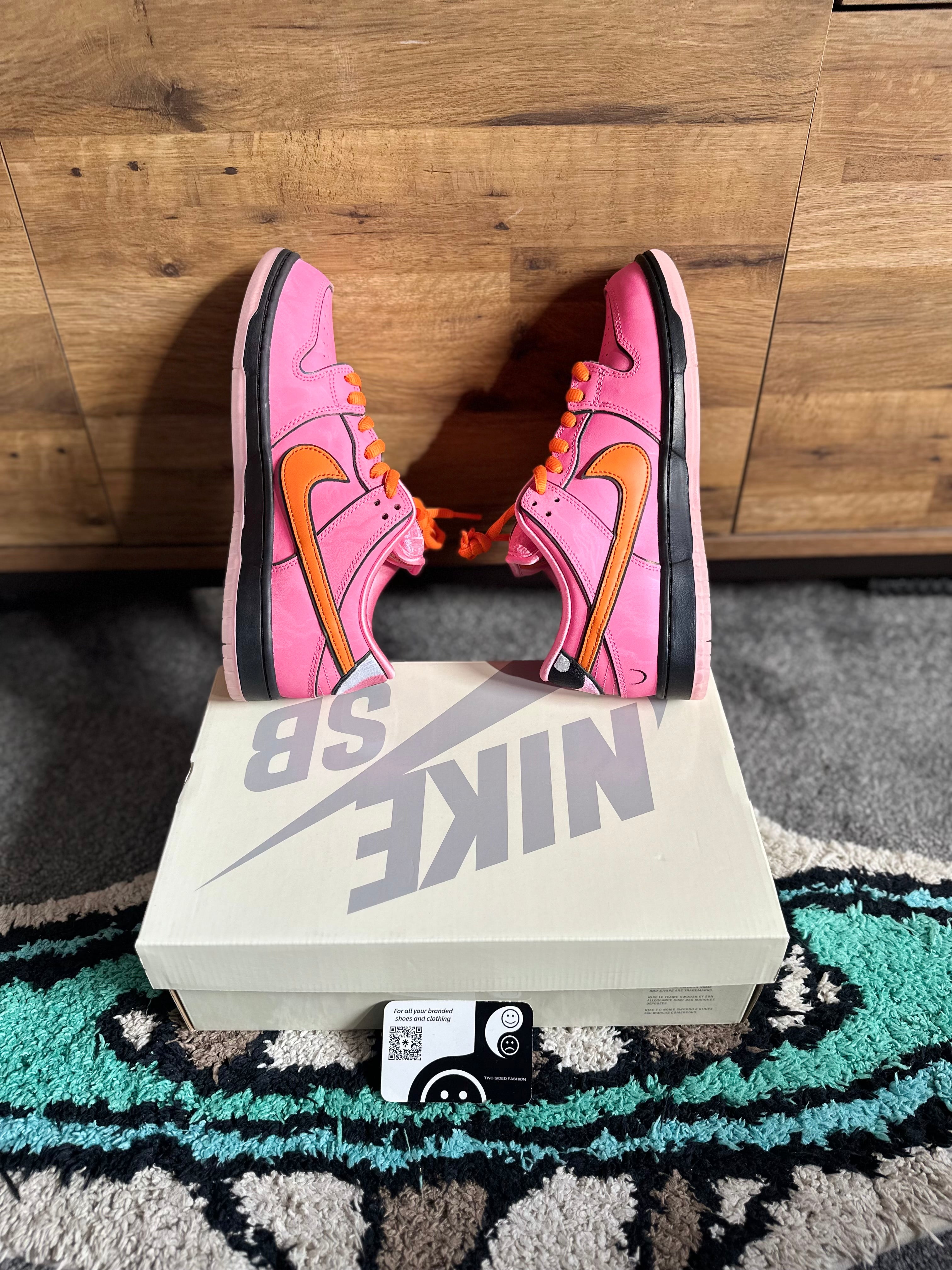 Nike dunk SB Powerpuff girls “Blossom” U.K. 7.5