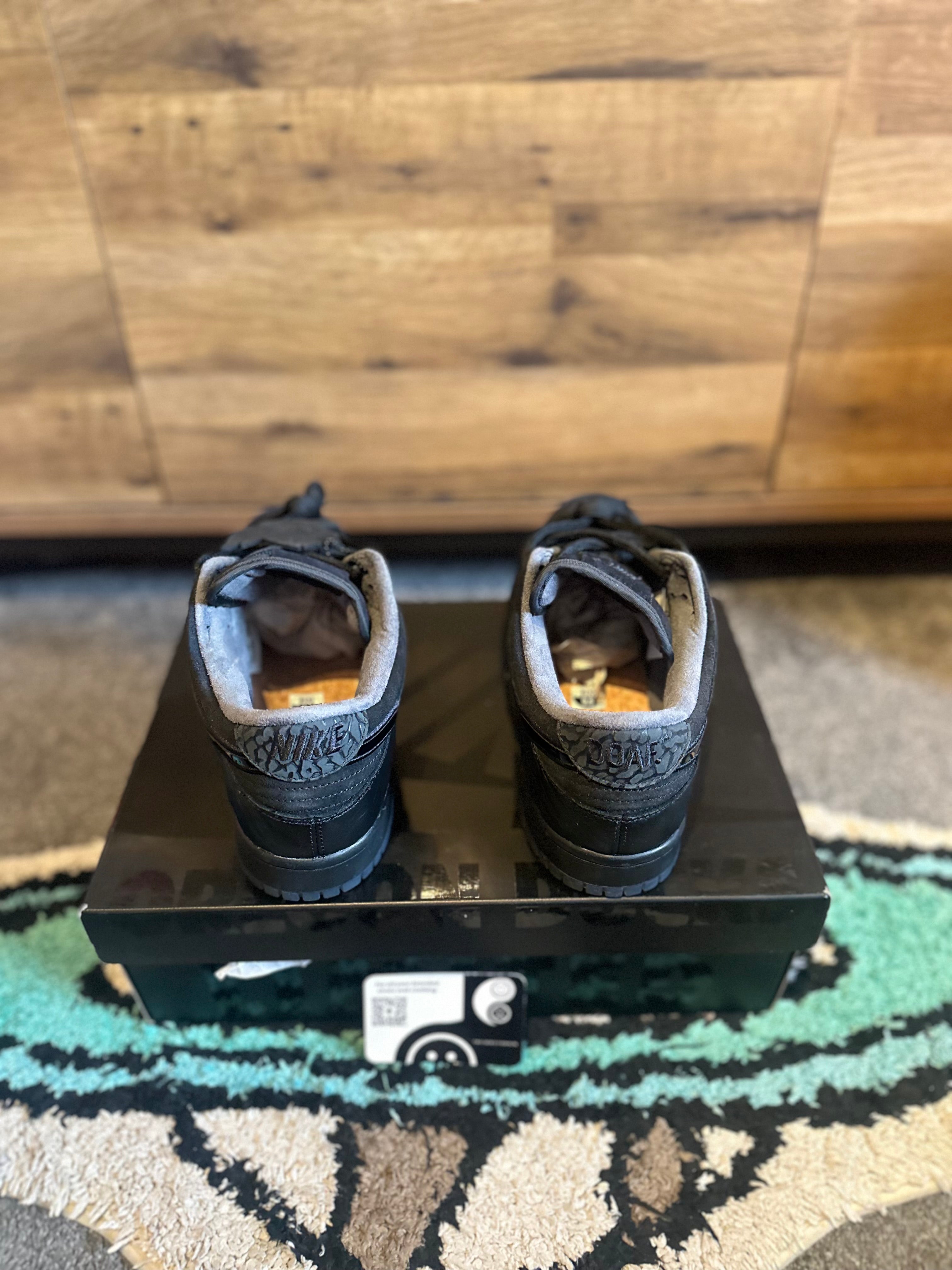 Nike dunk “Ducks Of A Feather Black University Of Oregon” U.K. 8.5