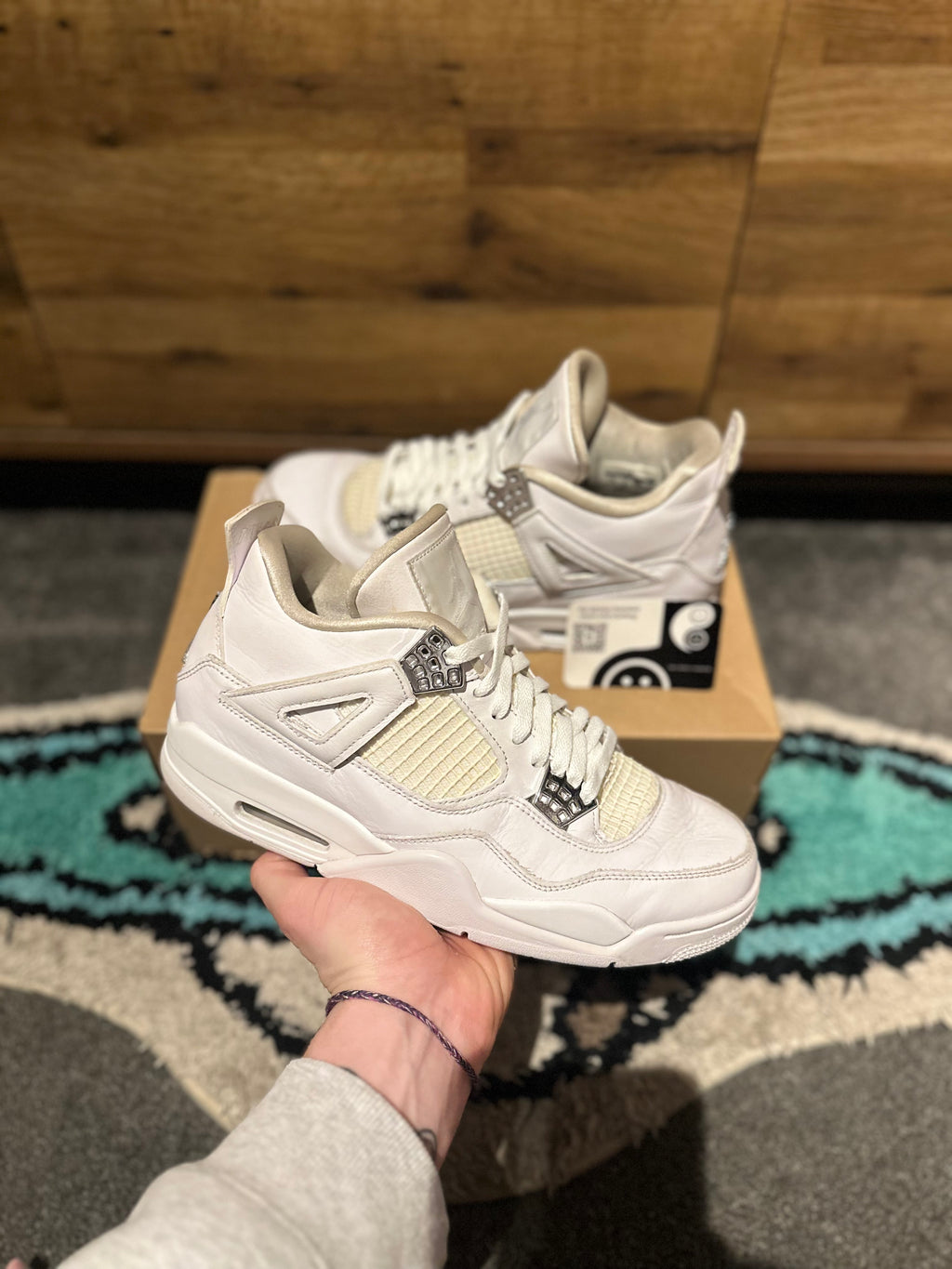 Nike Air Jordan 4 “Pure Money ” U.K. 8