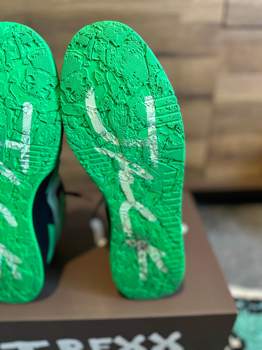 Nike Jordan CJ T-Rexx “Travis Scott Green Spark” U.K. 11