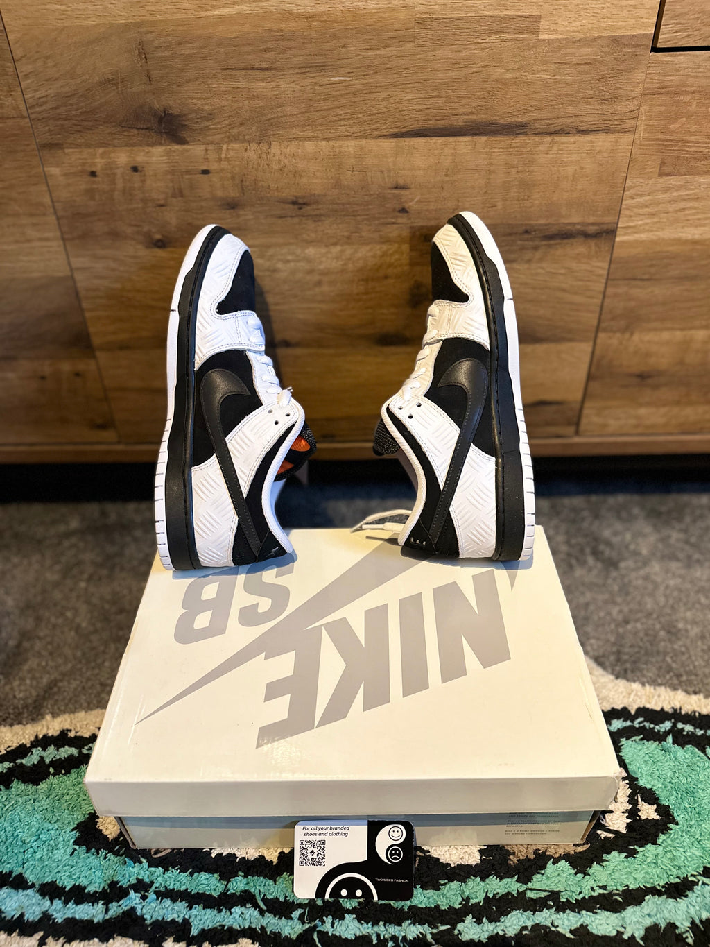 Nike dunk SB “Tightbooth” U.K. 9