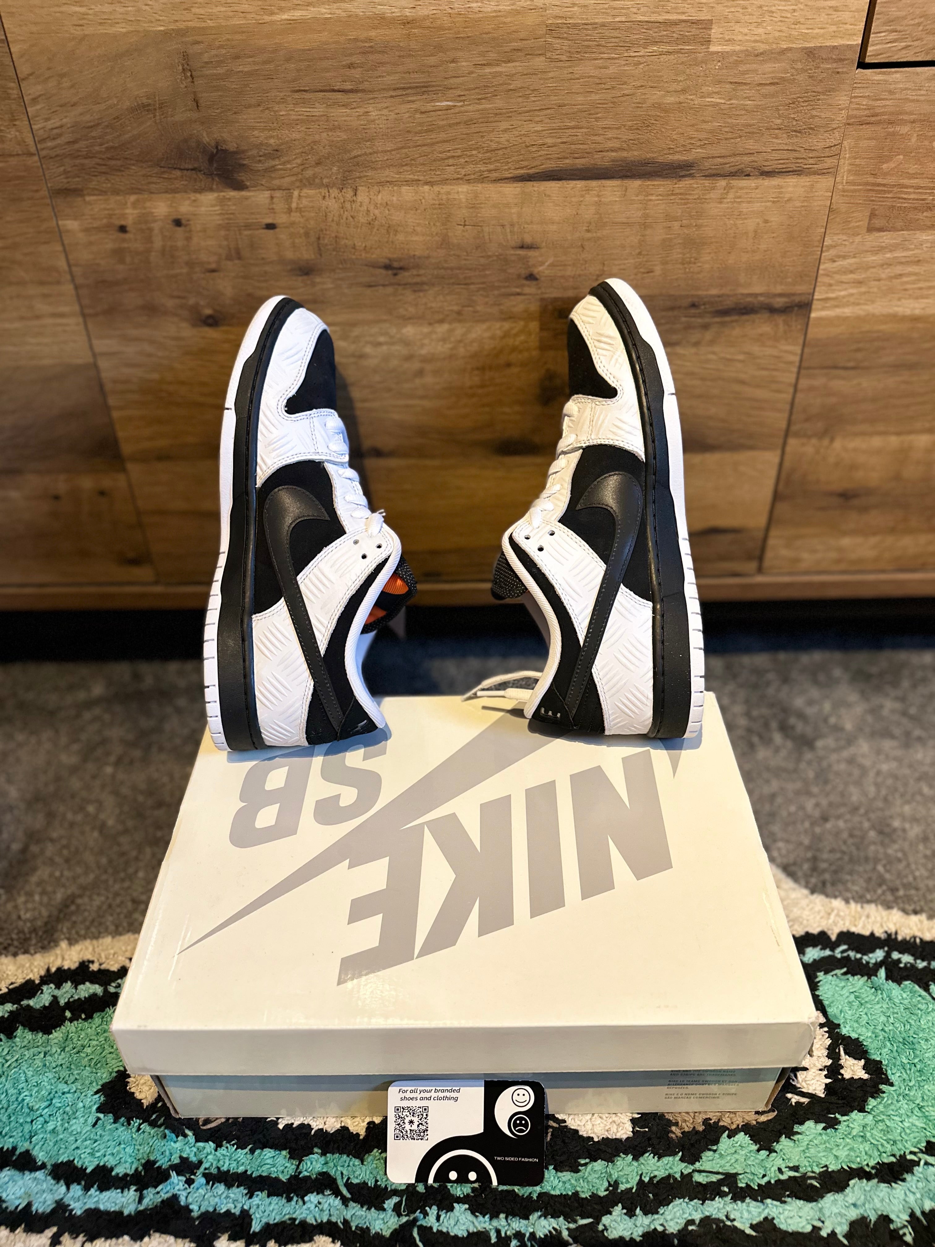 Nike dunk SB “Tightbooth” U.K. 9