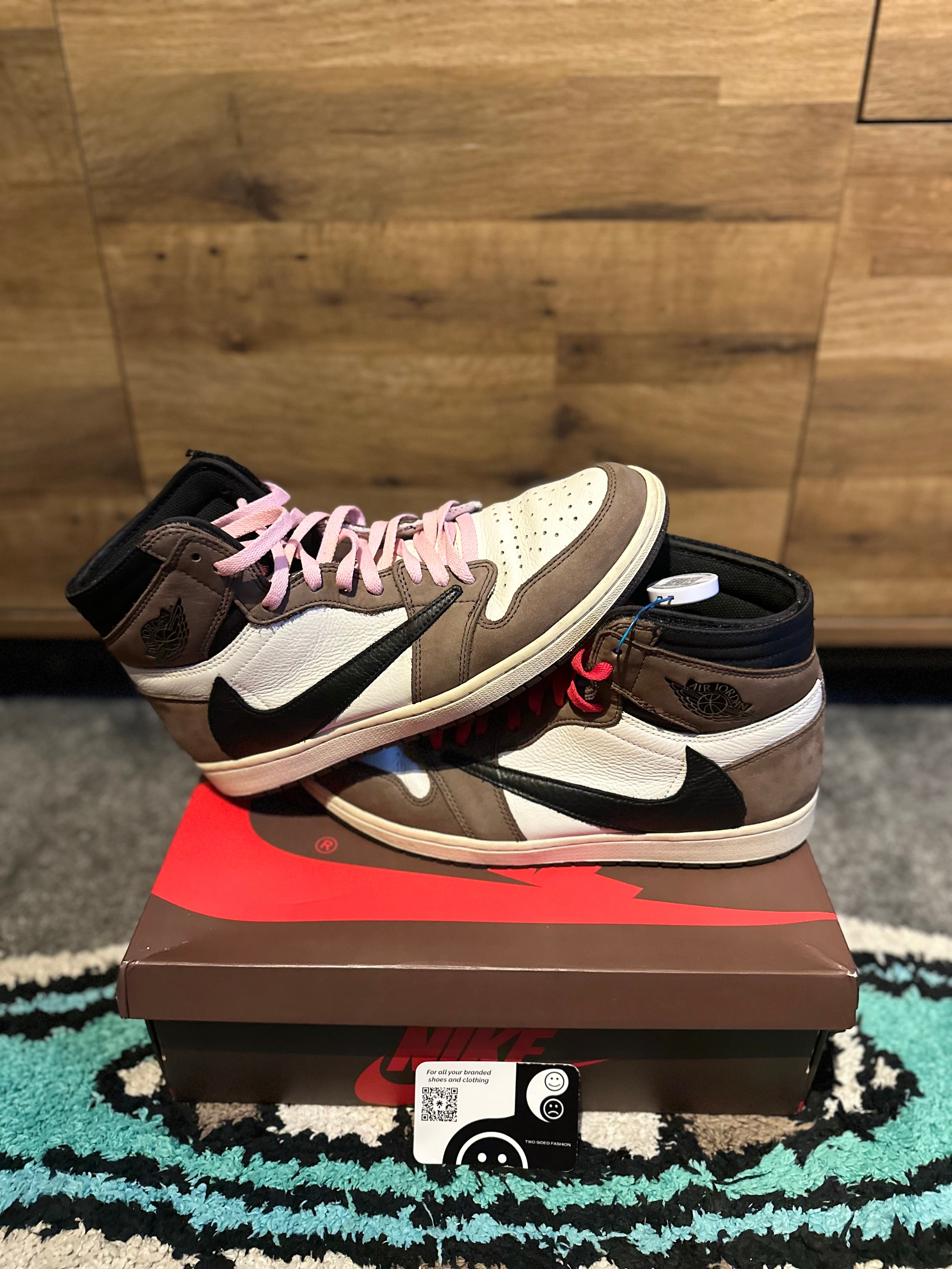 Nike Air Jordan 1 High Travis Scott “Mocha ” U.K.10.5