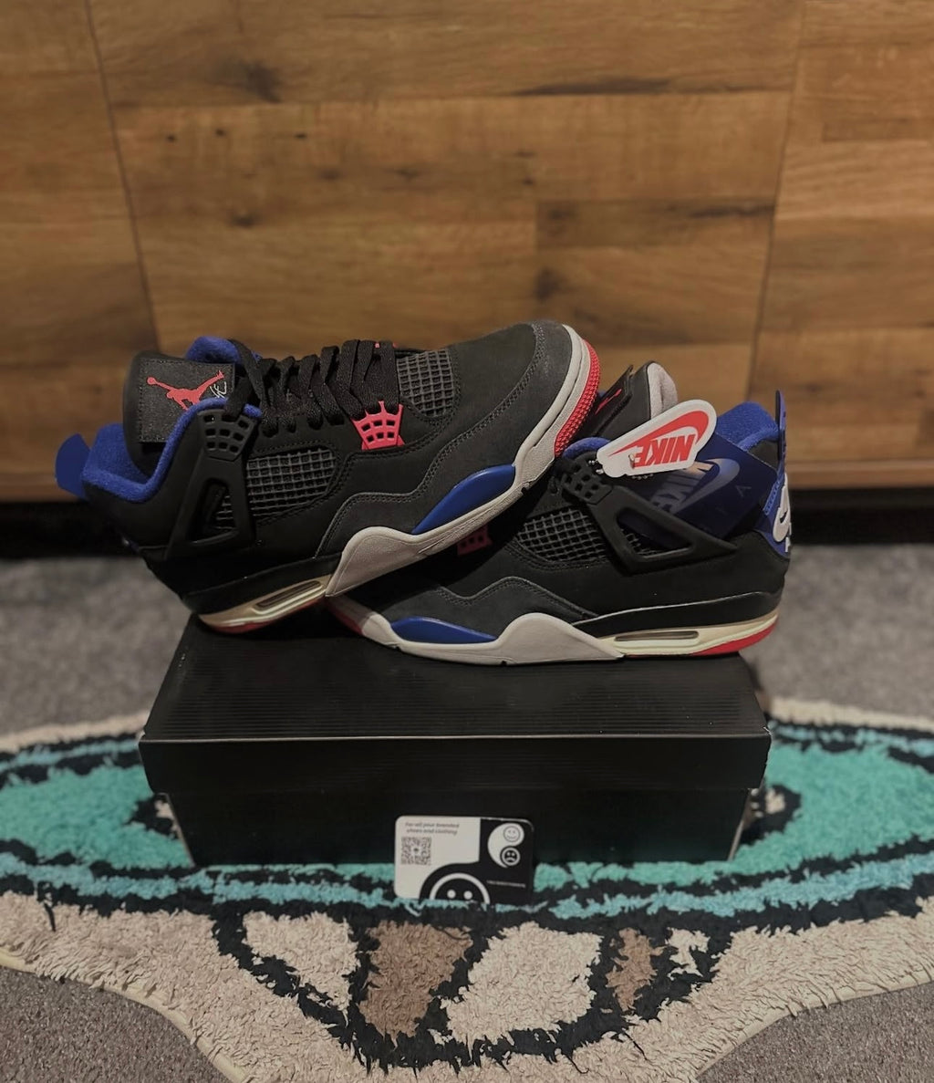 Nike Air Jordan 4 “ rare air ” U.K. 9.5