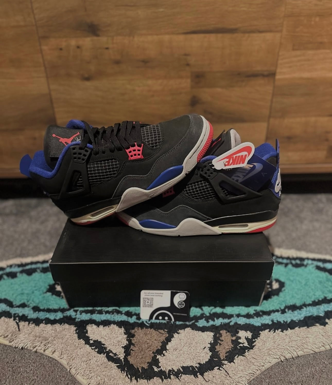 Nike Air Jordan 4 “ rare air ” U.K. 9.5