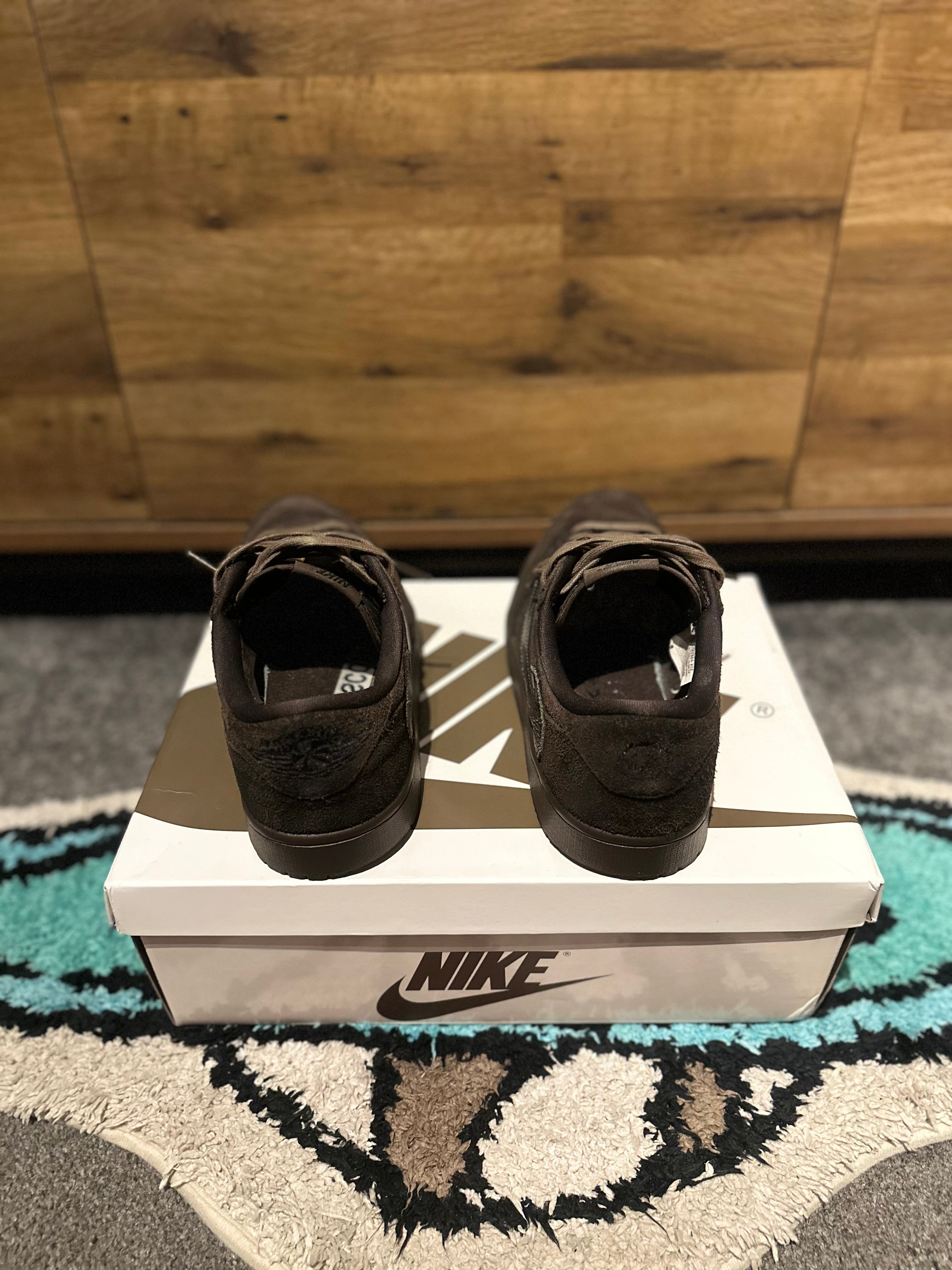 Nike Air Jordan 1 Travis Scott “Velvet Brow ” U.K. 8.5