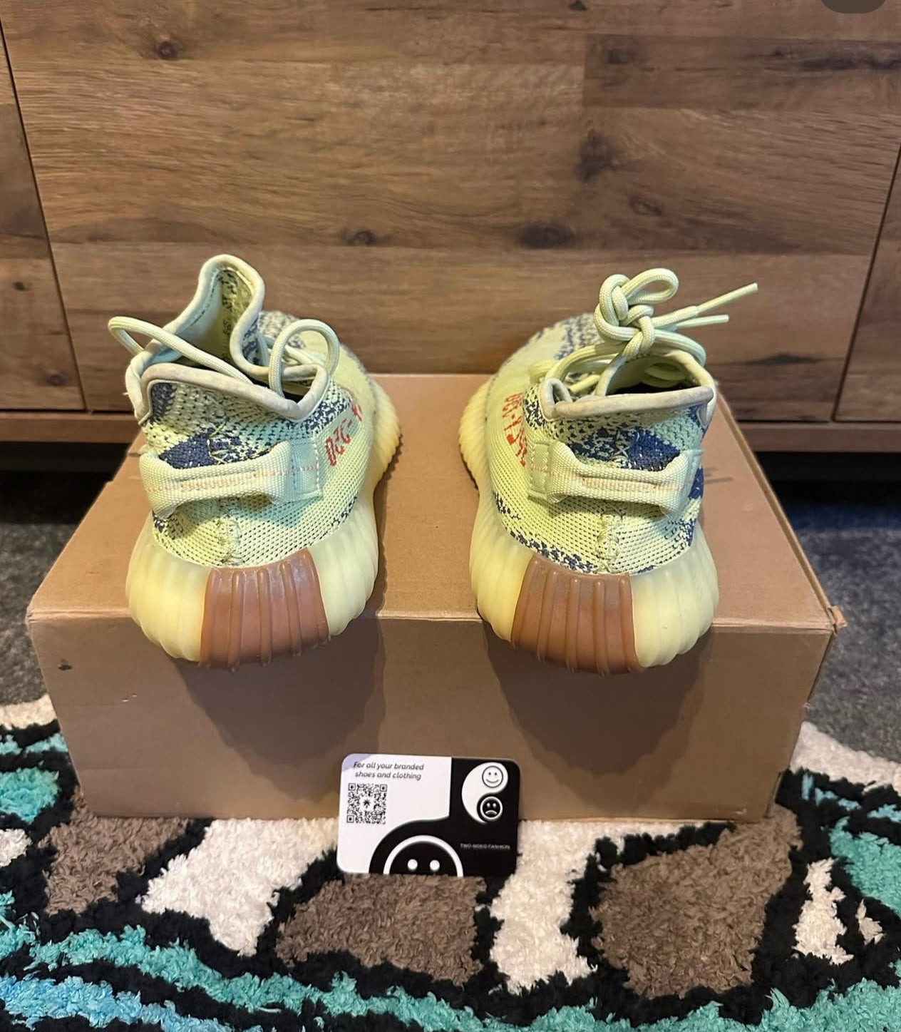 Yeezy 350 V2 “semi frost” U.K. 8