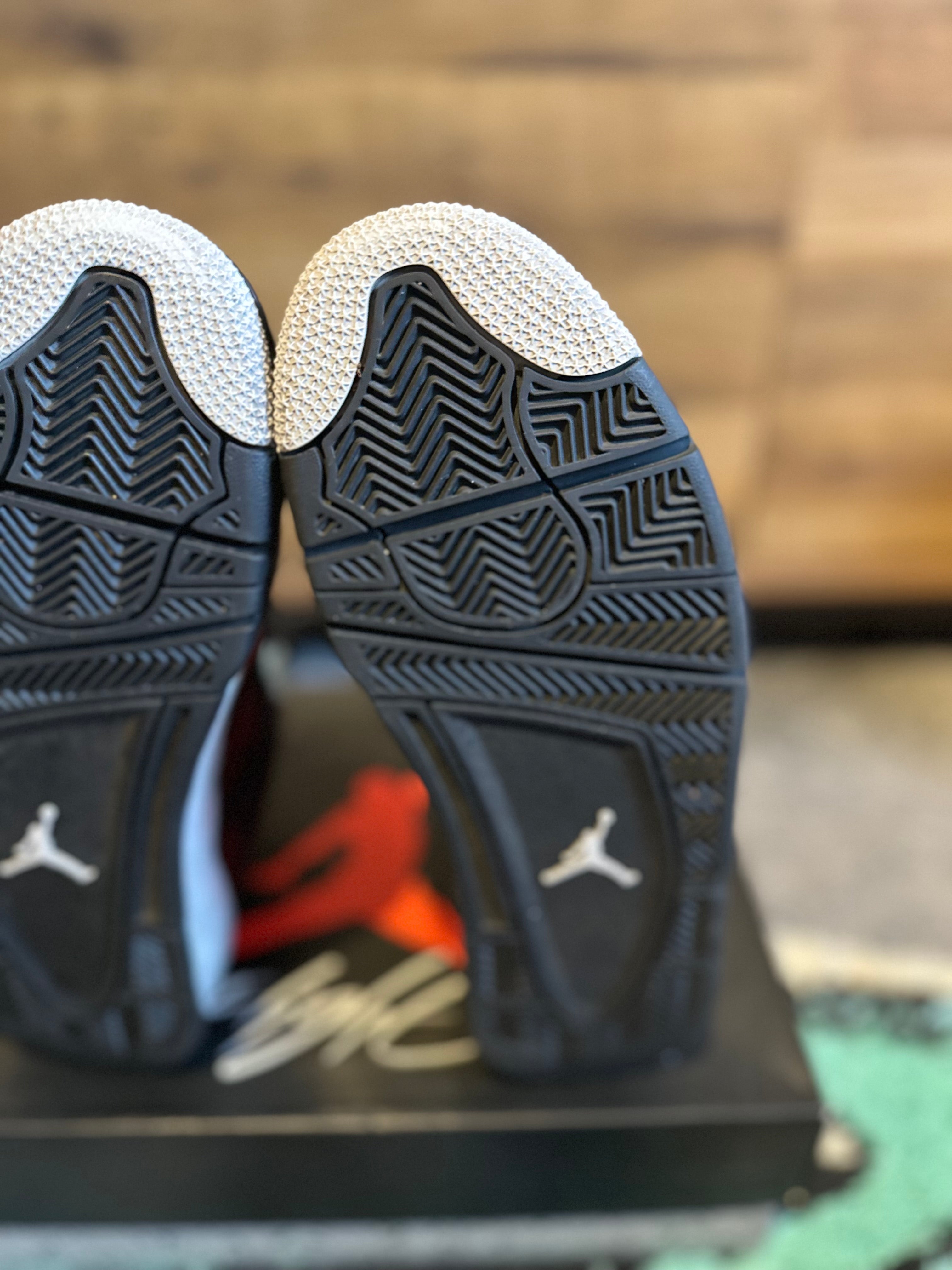 Nike Air Jordan 4 “Oreo 2016 ” U.K. 7