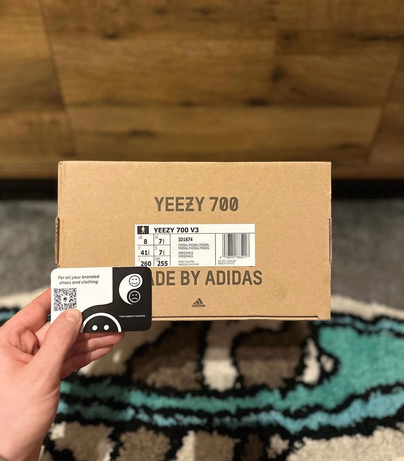 yeezy 700 v3 fade salt U.K. 7.5