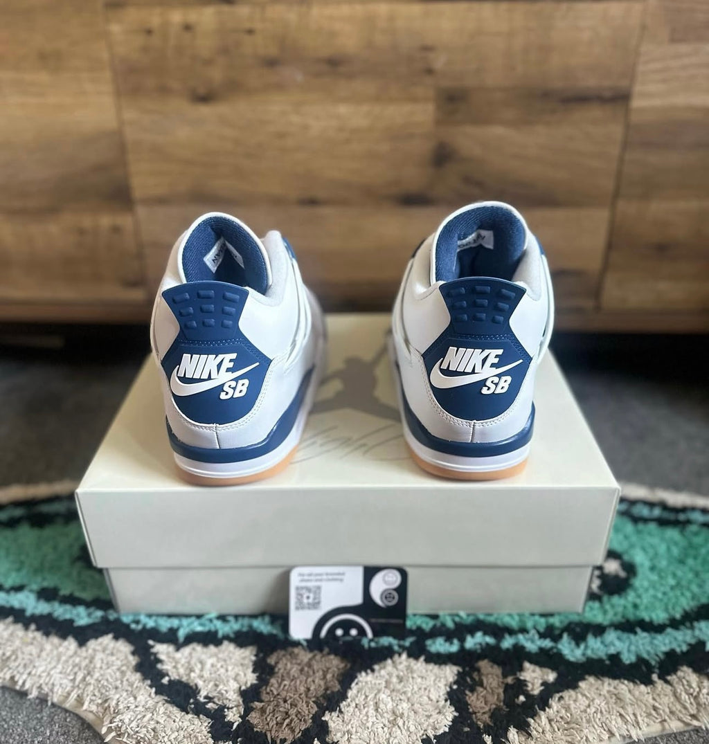 Nike Air Jordan 4s SB "navy" U.K. 9