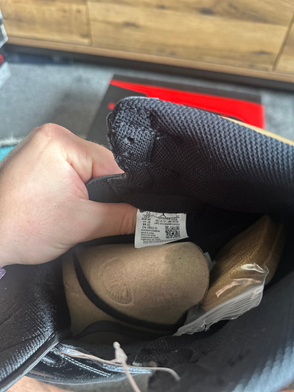 Jordan 1 Retro High “Black Metallic Gold” U.K. 9