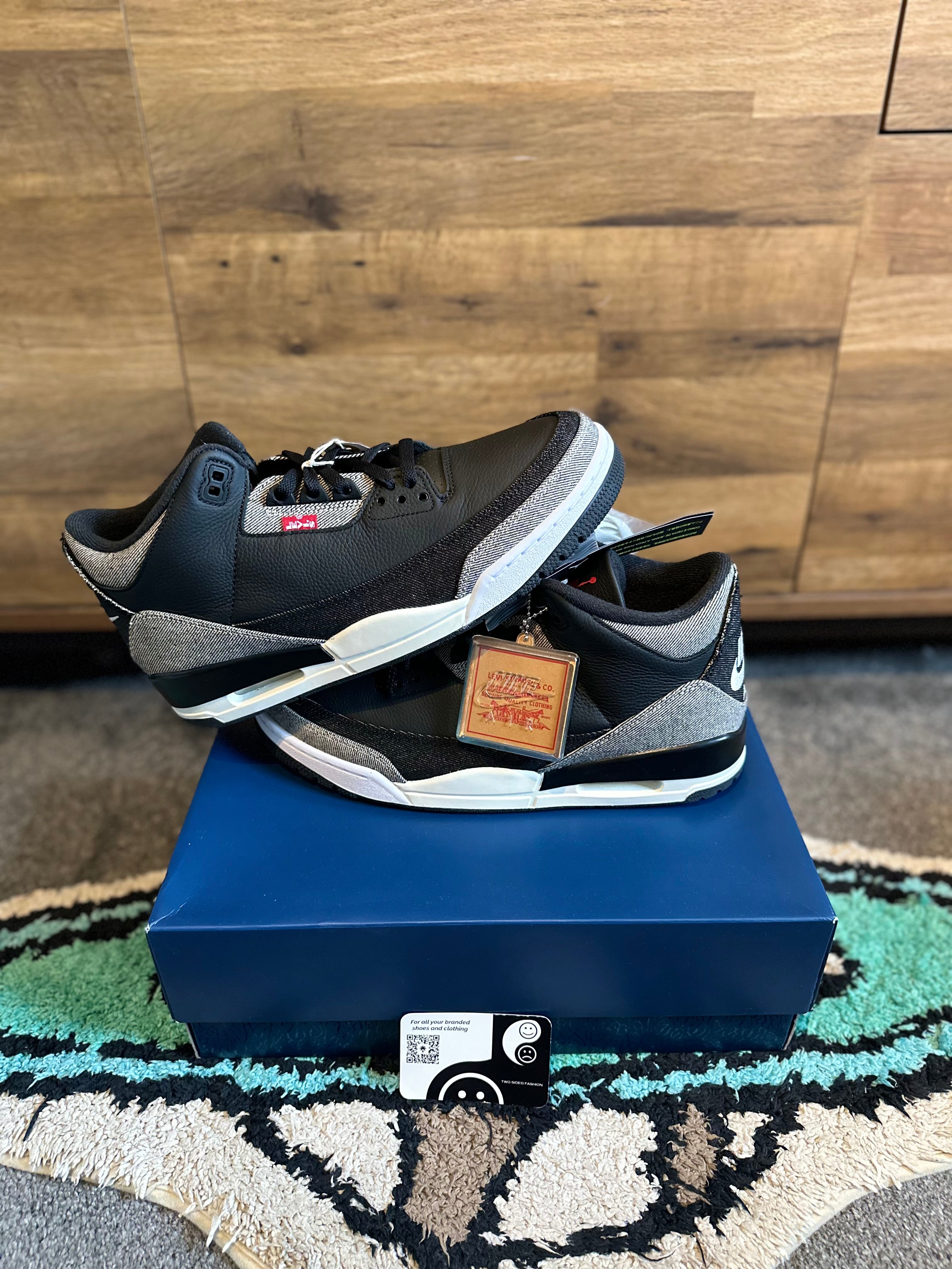 Jordan 3 Retro “Levi black ” U.K. 11