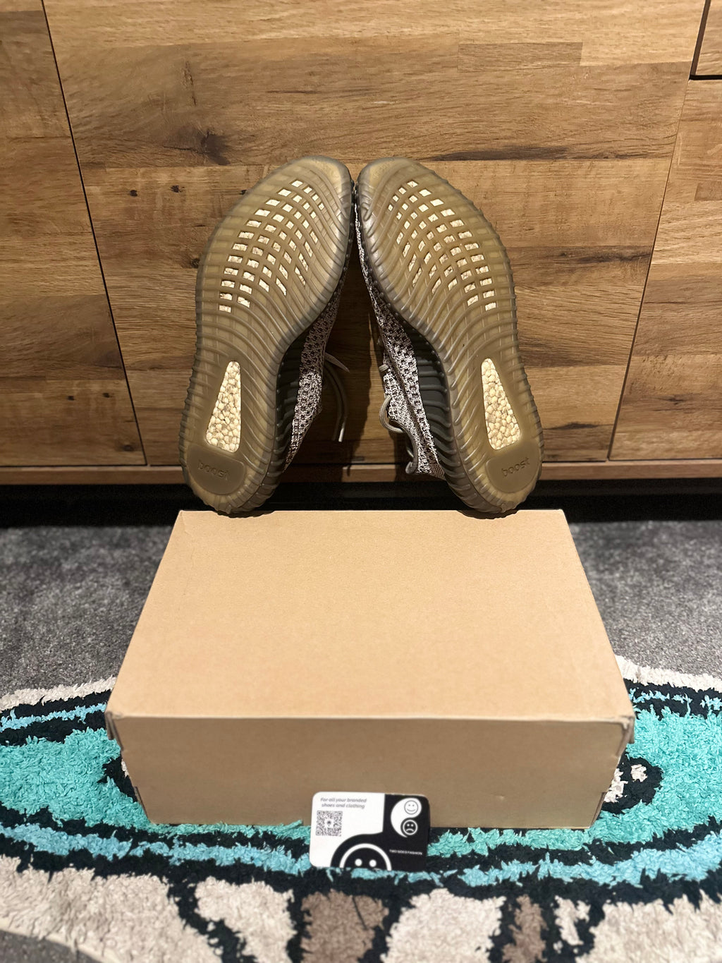 yeezy 350 V2 “ash stone ” U.K. 10