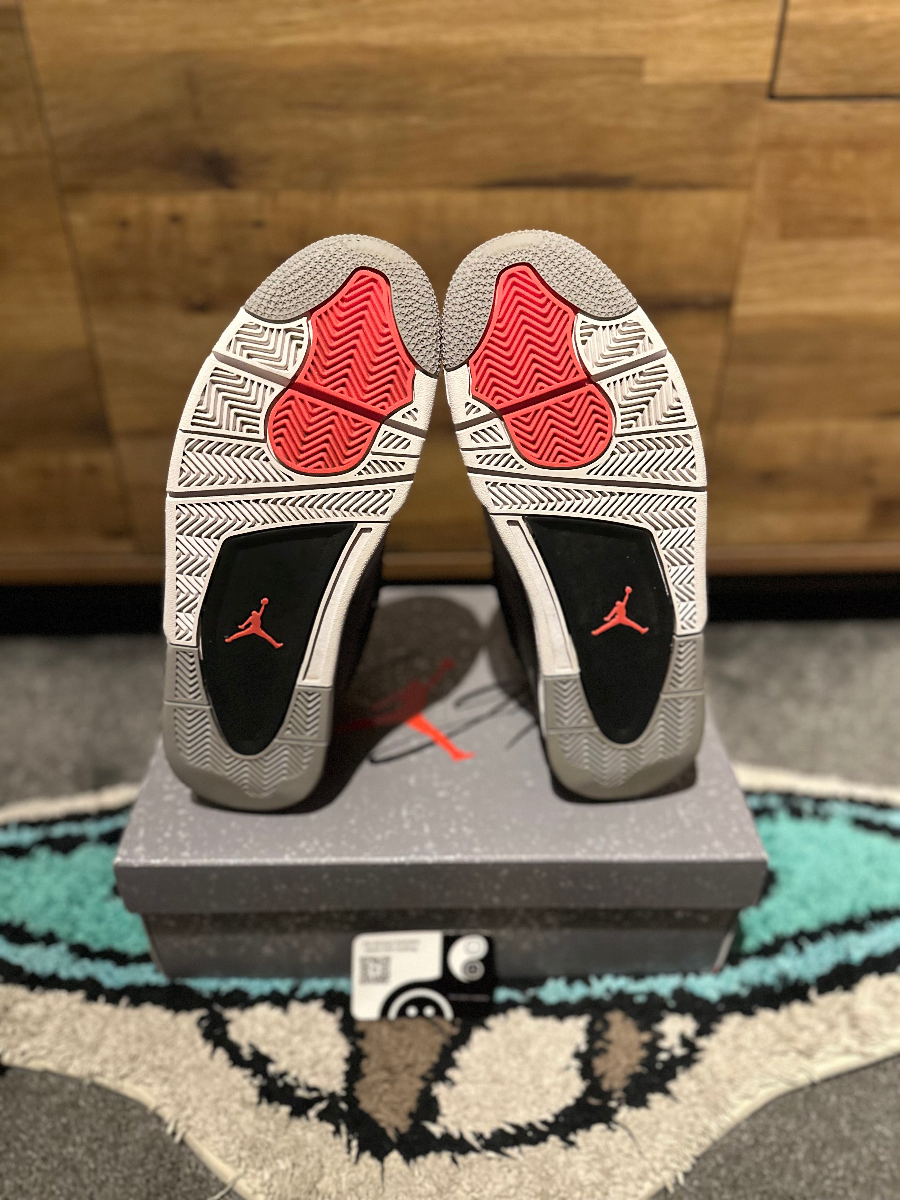 Nike Air Jordan 4 “ Infrared ” U.K. 10
