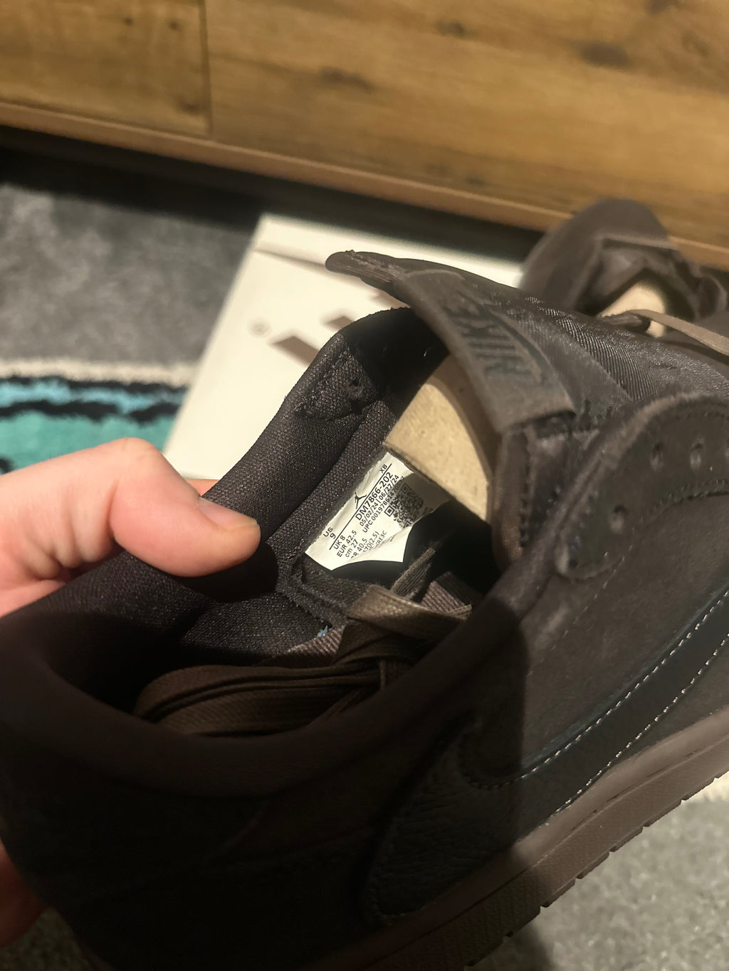 Nike Air Jordan 1 Travis Scott “Velvet brown” U.K. 8