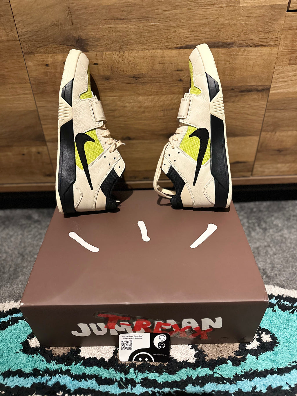 Nike Jordan Jump-man Jack TR “Travis Scott Bright Cactus ” U.K.10