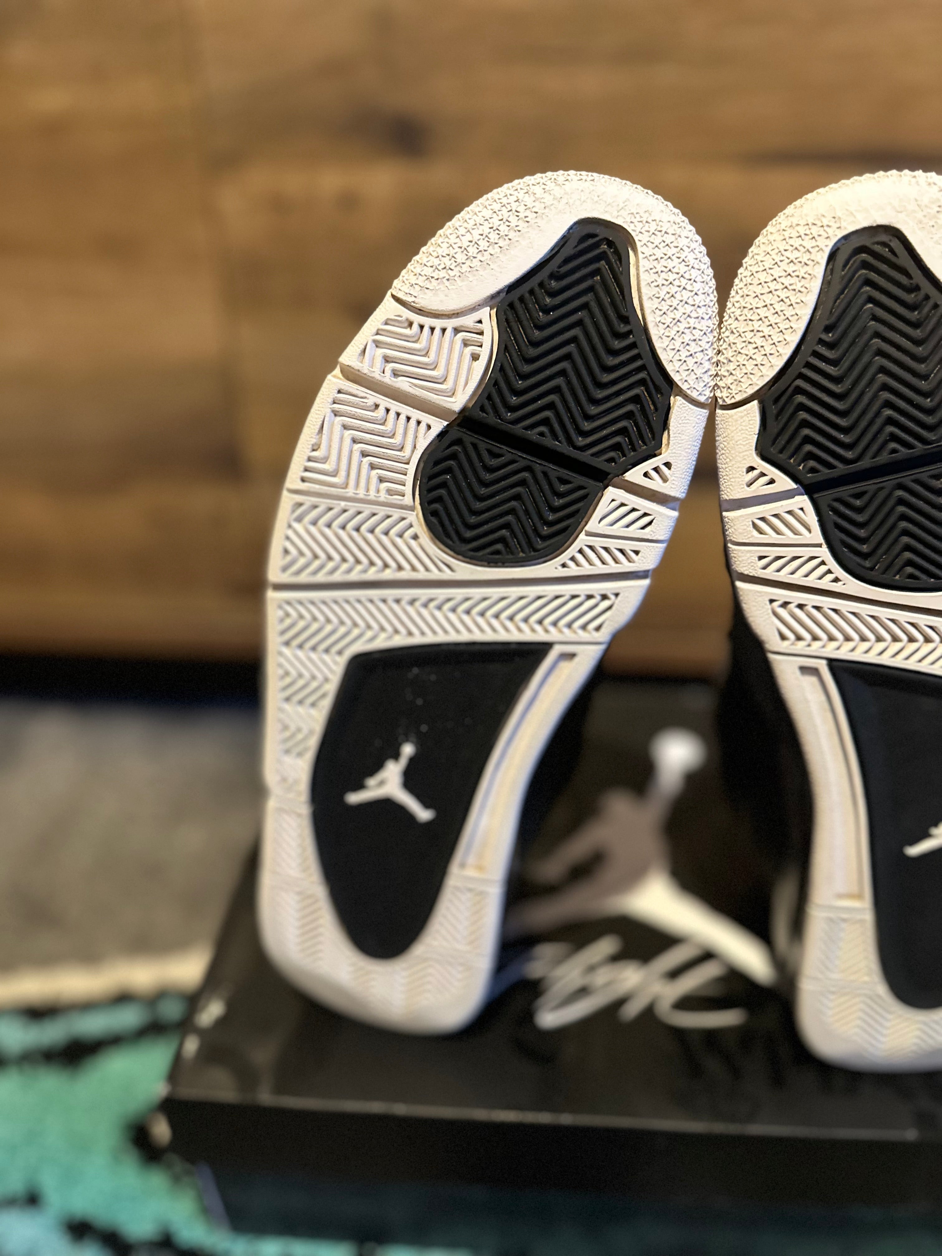 Nike Air Jordan 4 “Fear ” U.K. 10