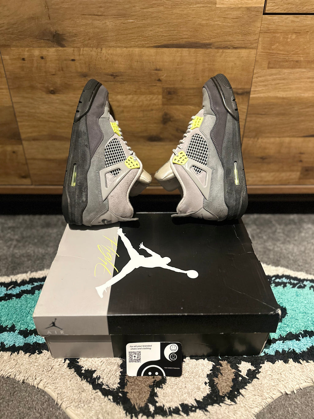 Nike Air Jordan 4 “SE 95 Neon” U.K. 7.5