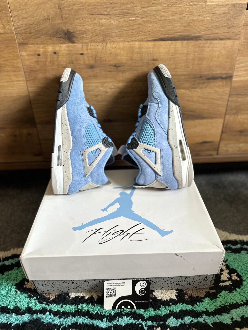 Nike Air Jordan 4 “University Blue” U.K. 7