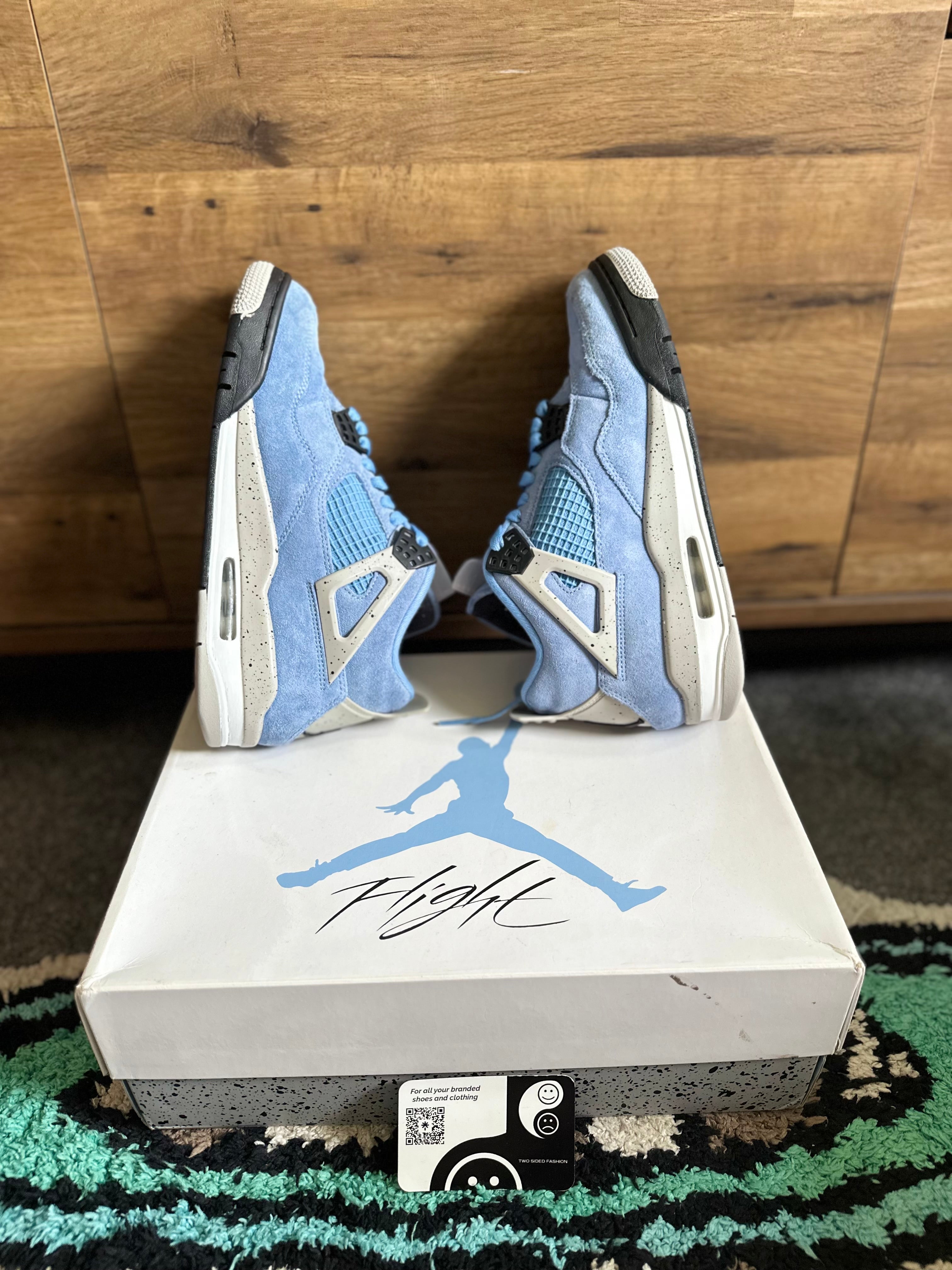 Nike Air Jordan 4 “University Blue” U.K. 7