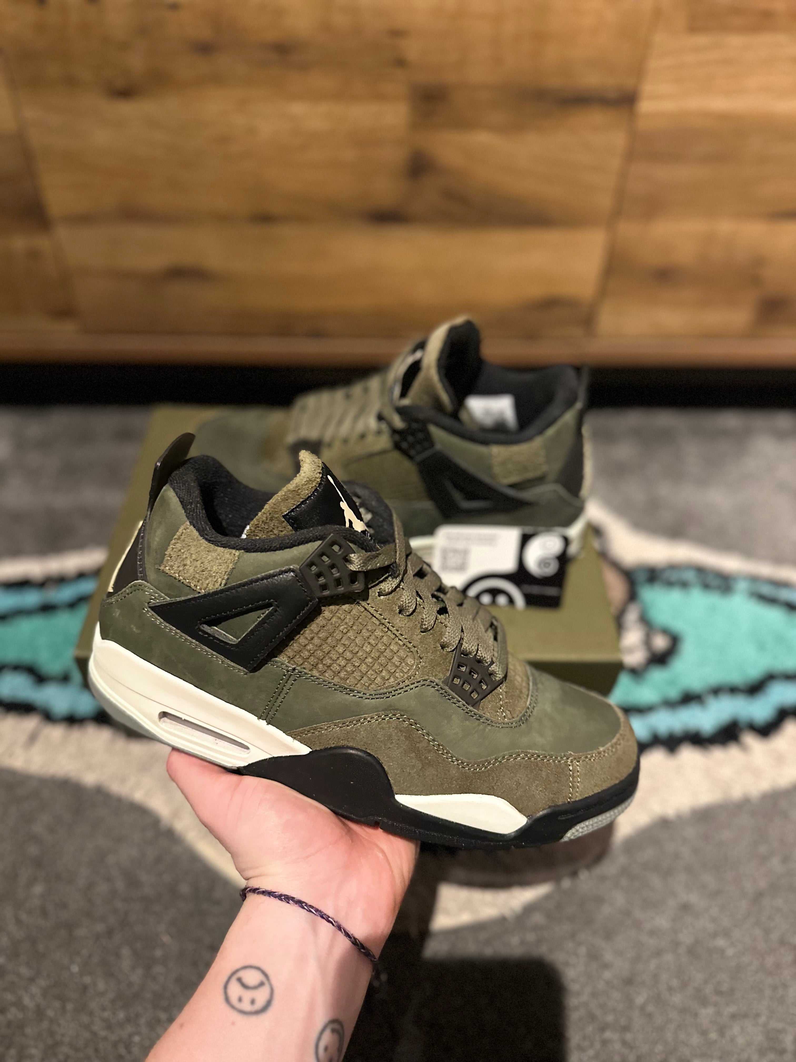 Nike Air Jordan 4 “ Craft Medium Olive ” U.K. 8