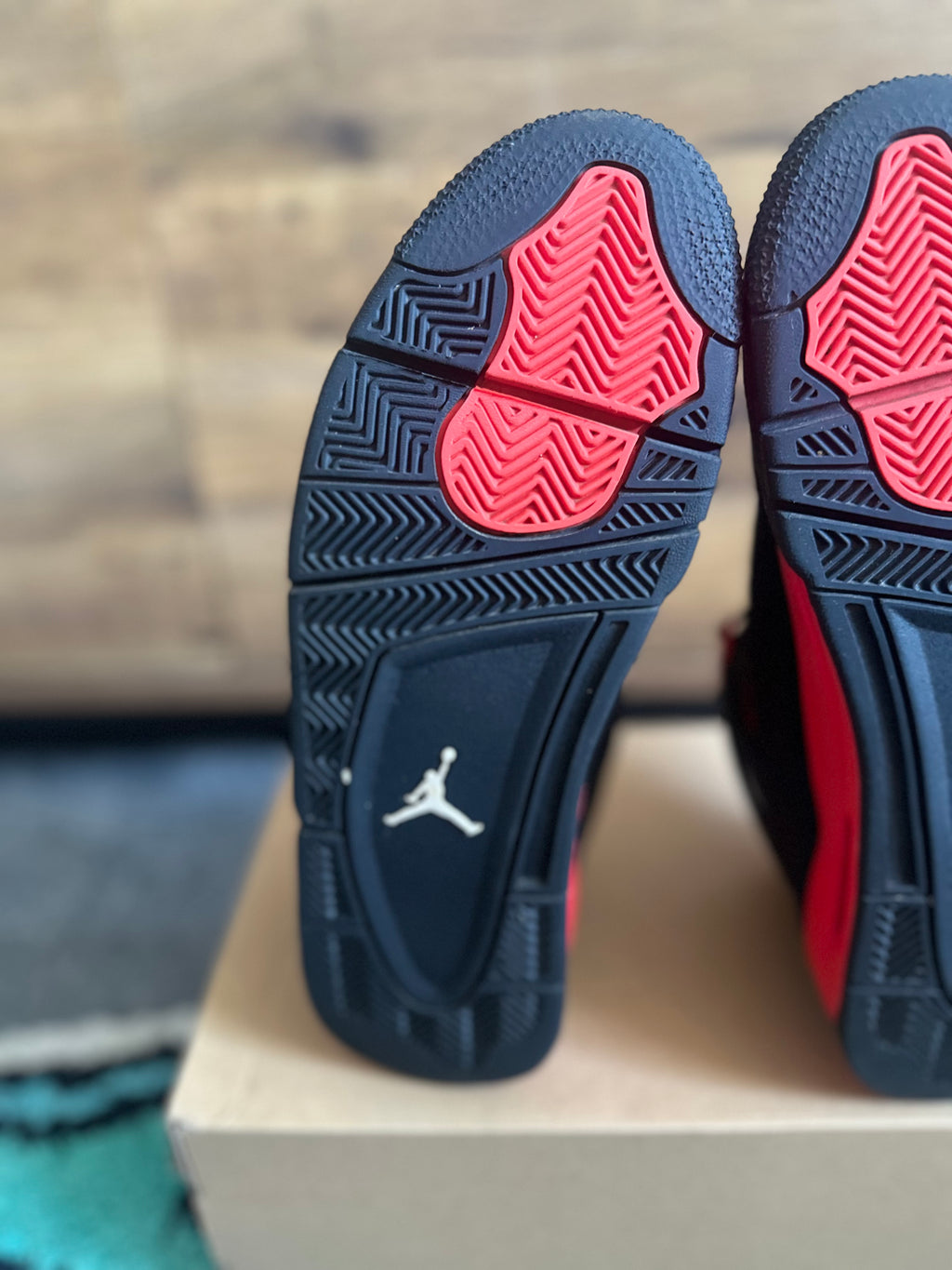 Nike Air Jordan 4 “Red Thunder ” U.K. 8.5