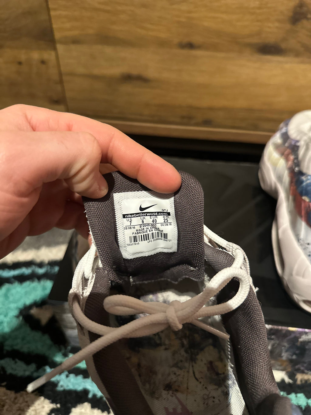 Nike air max 95s premium“Dave’s white rabbet” U.K. 6