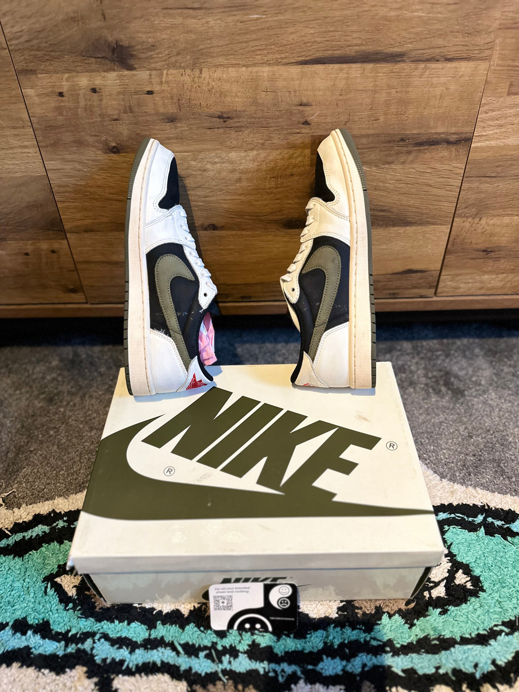 Nike Air Jordan 1 Travis Scott “ Olive” U.K. 7.5