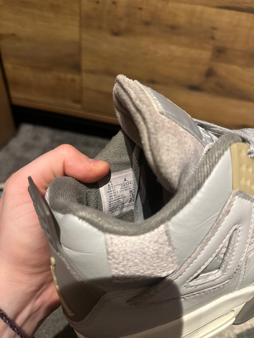 Nike Air Jordan 4 “Craft Photon Dust” U.K. 7.5