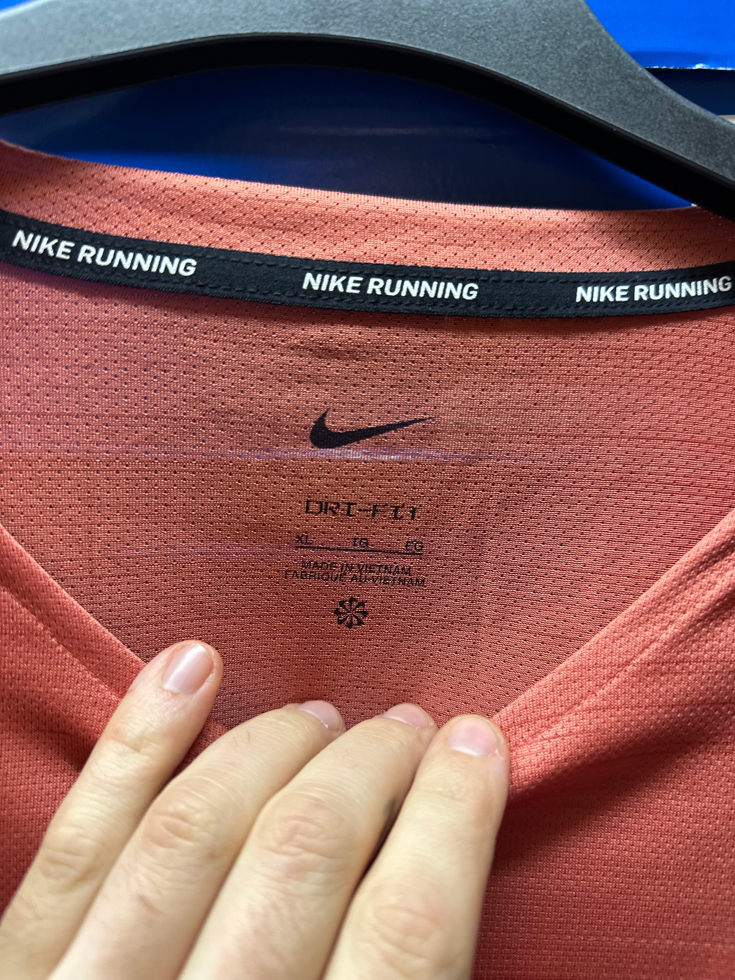 Nike Millar 2.0 Dry fit “Coral” size XL