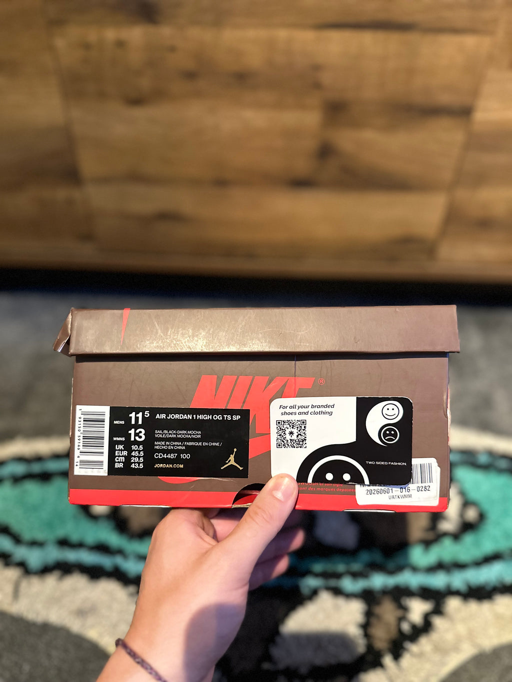 Nike Air Jordan 1 High Travis Scott “Mocha ” U.K.10.5