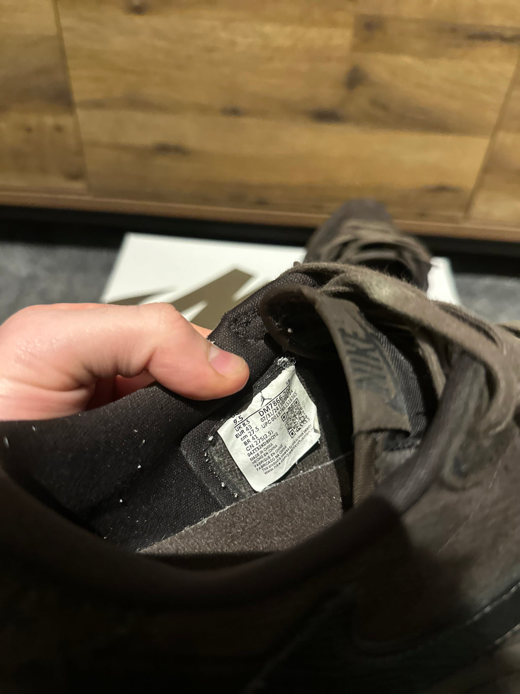 Nike Air Jordan 1 Travis Scott “Velvet Brow ” U.K. 8.5