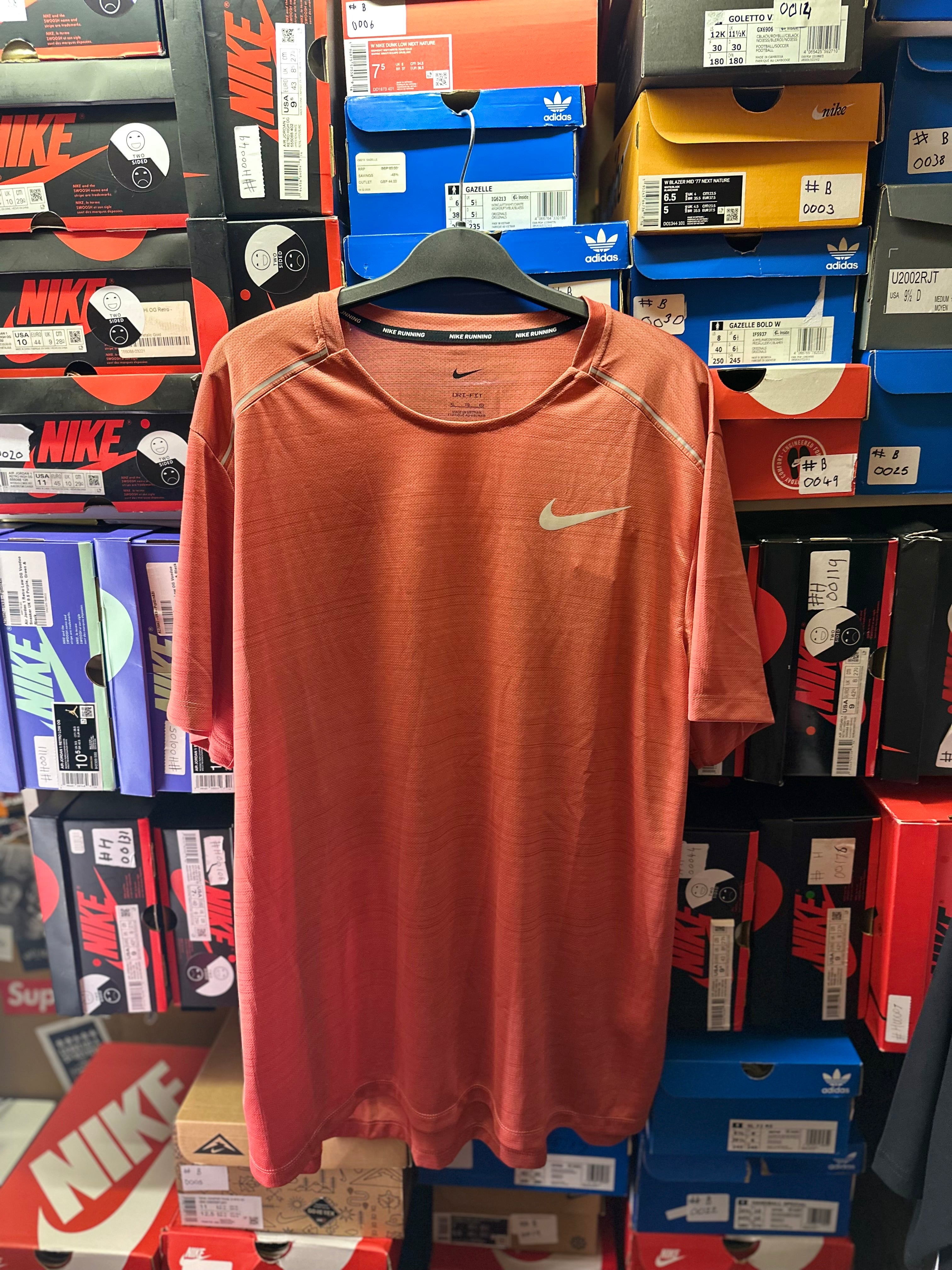 Nike Millar 2.0 Dry fit “Coral” size XL