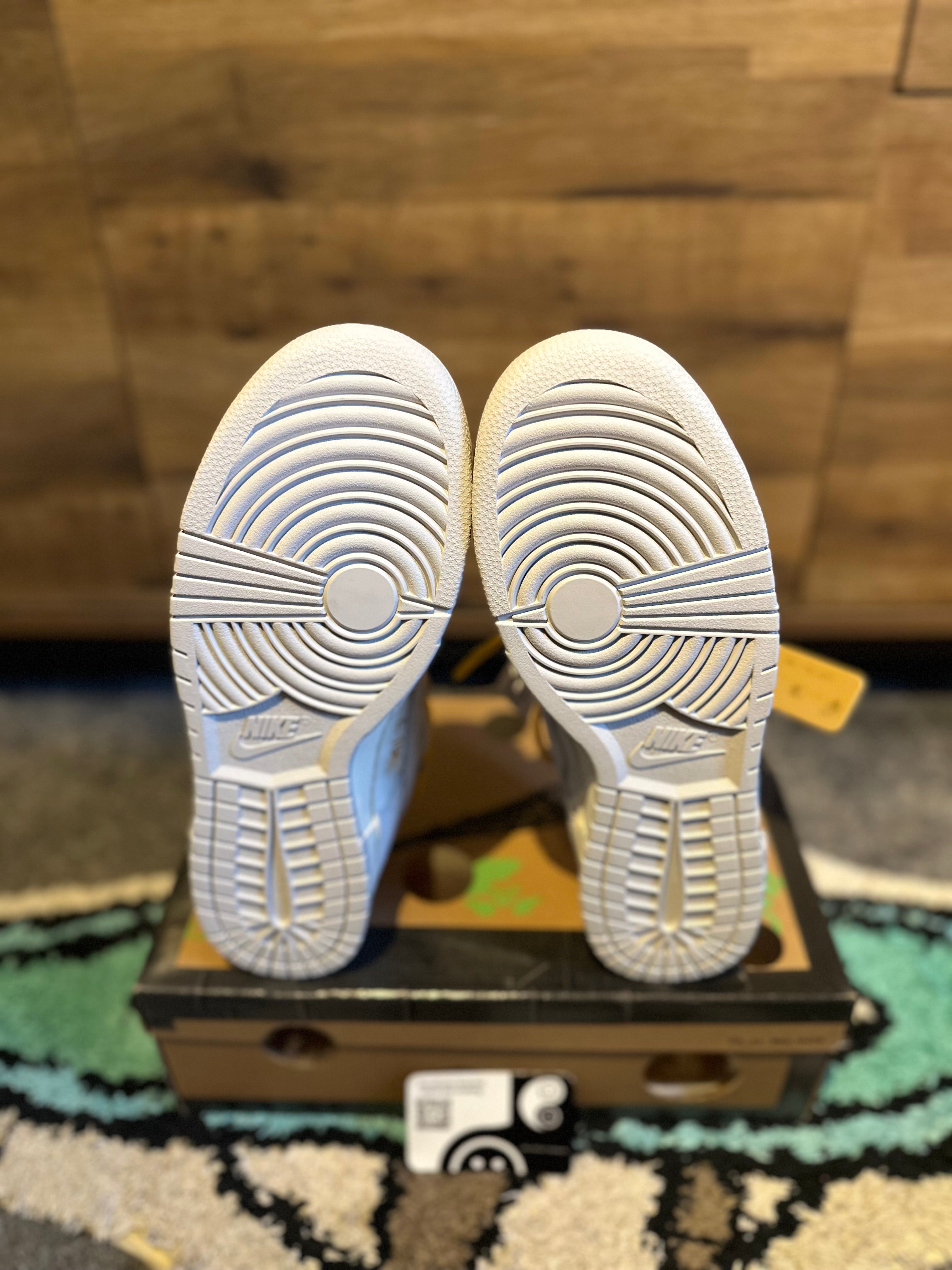 Nike Dunk Off-White “Lot 39” U.K. 9