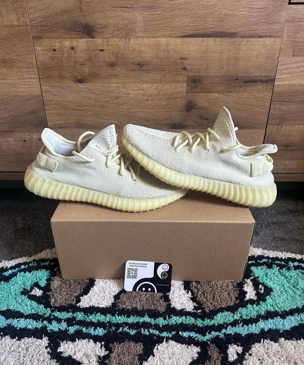 yeezy 350 butters U.K. 9