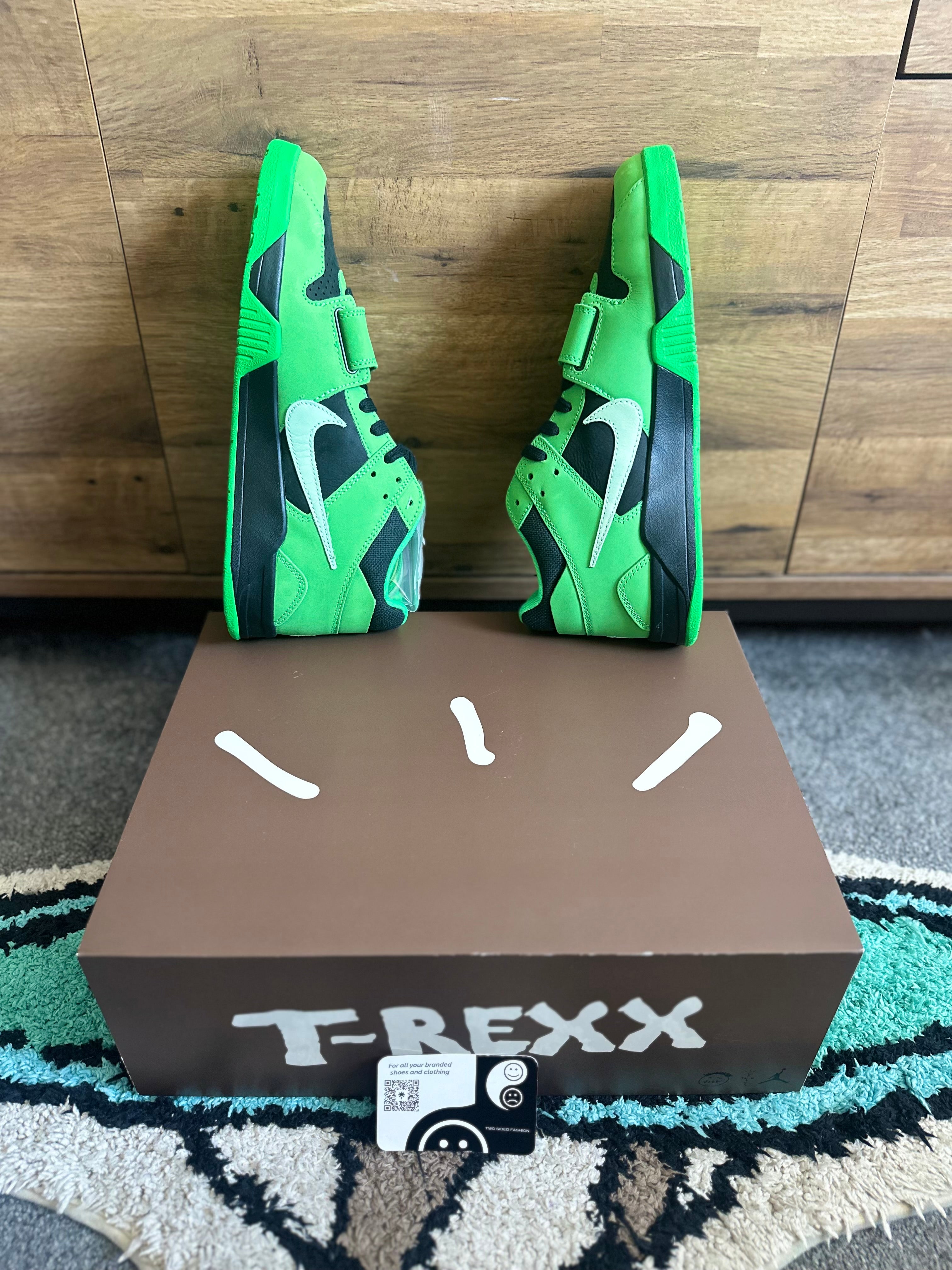Nike Jordan Jump-man Jack TR “Travis Scott Green Spark ”