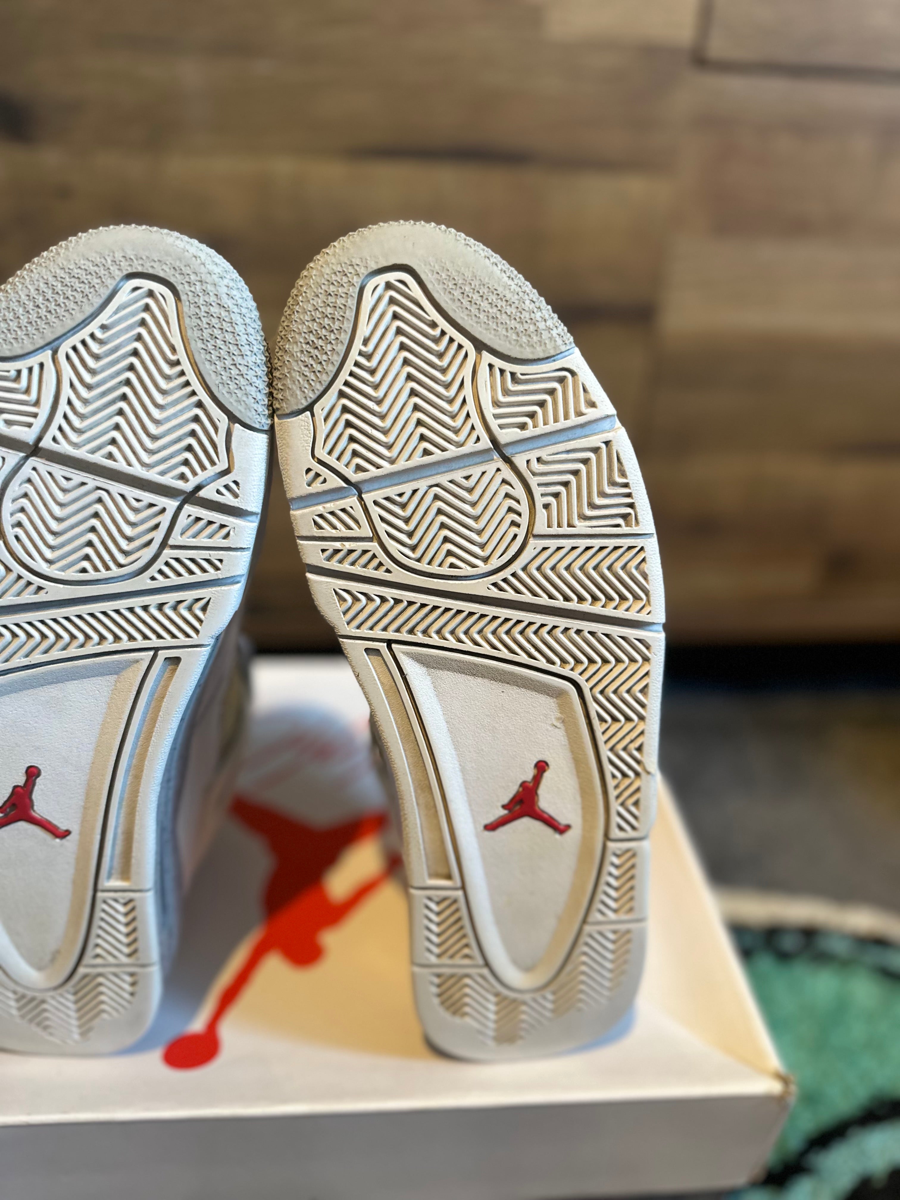Nike Air Jordan 4 “White Oreo” U.K. 8.5