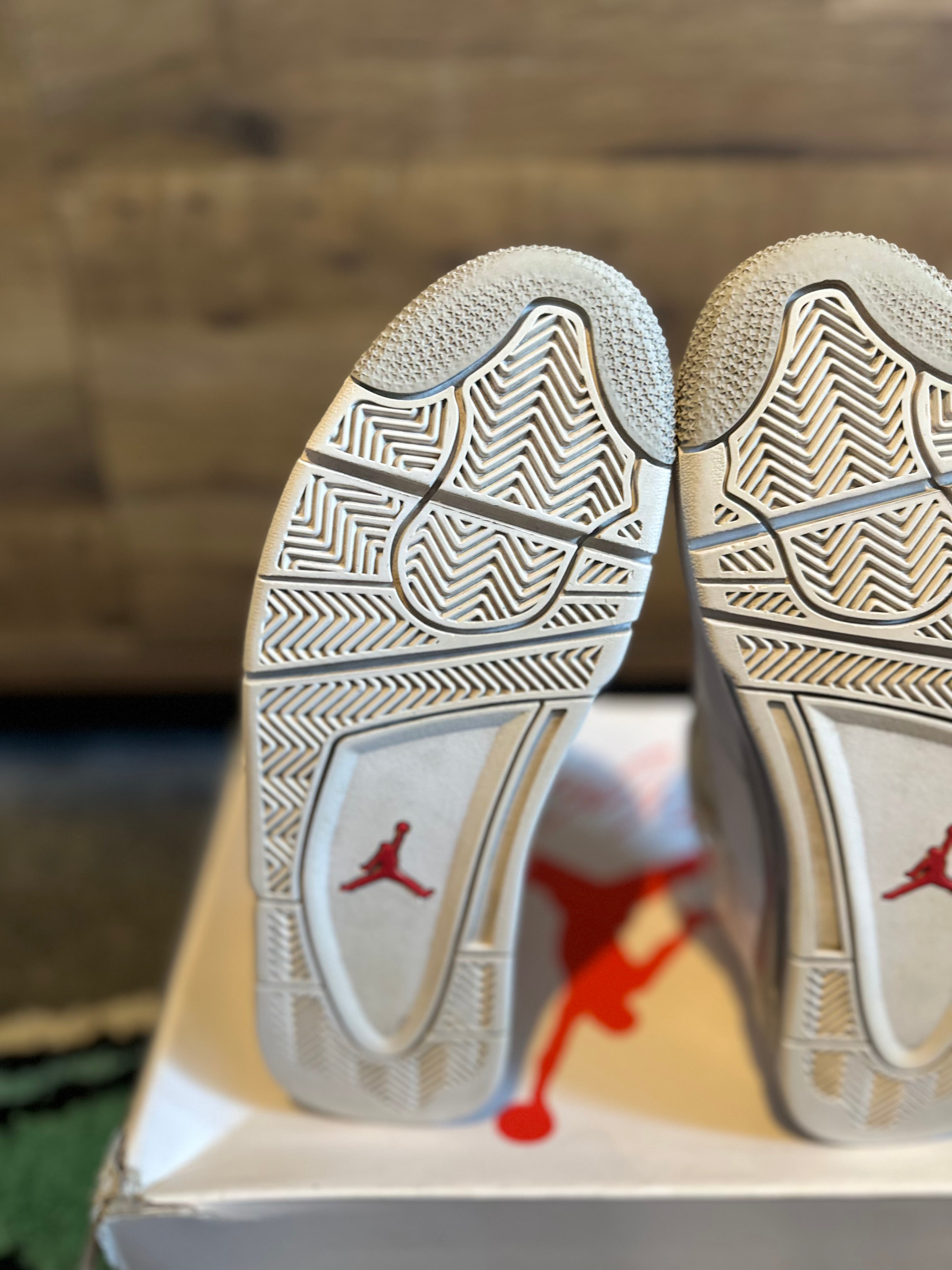 Nike Air Jordan 4 “White Oreo” U.K. 8.5