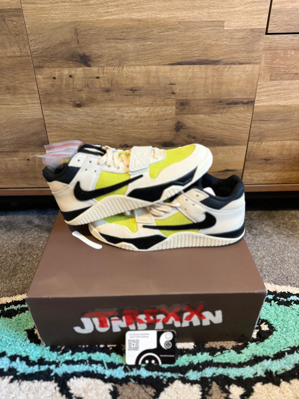 Nike Jordan Jump-man Jack TR “Travis Scott Bright Cactus MULTIPLE SIZES AVAILABLE
