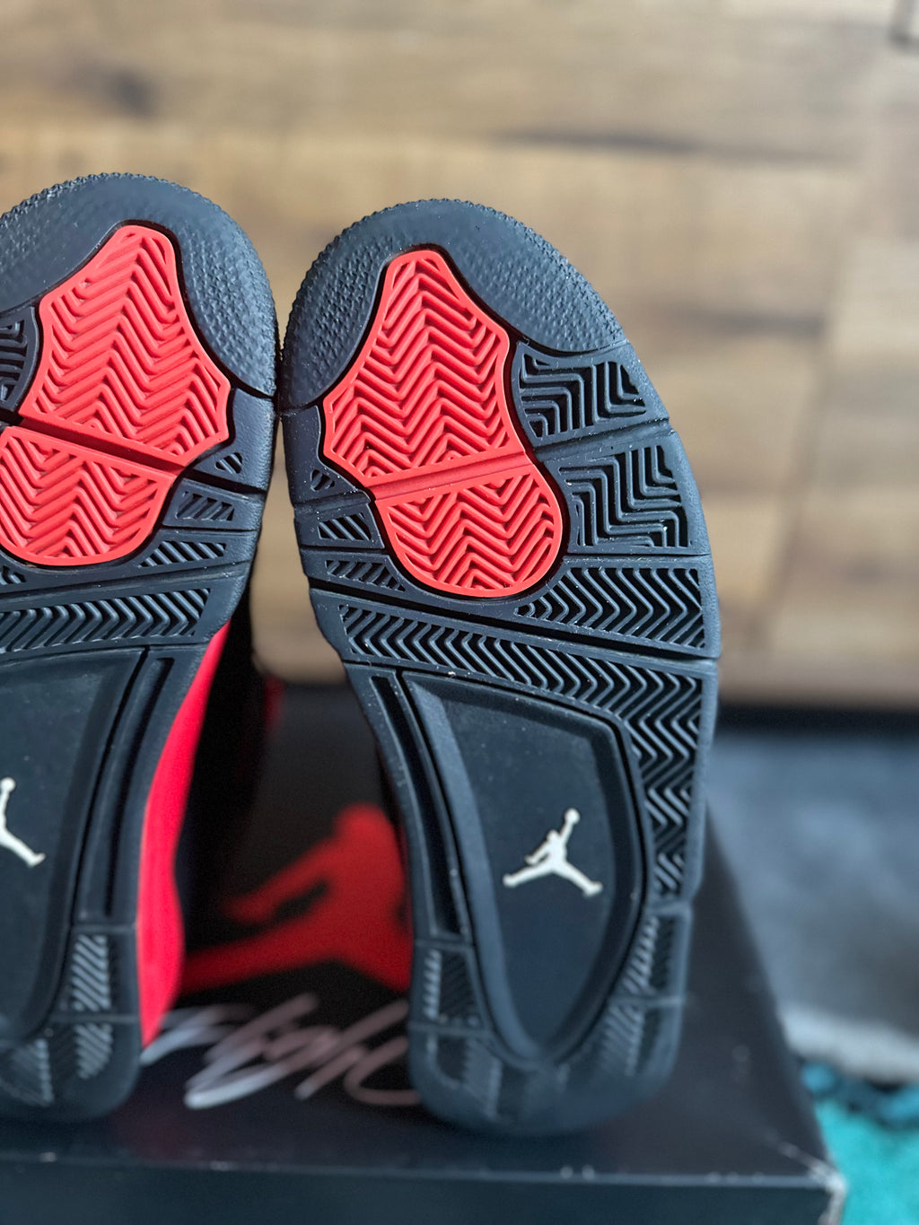 Nike Air Jordan 4 “Red Thunders” U.K. 7.5