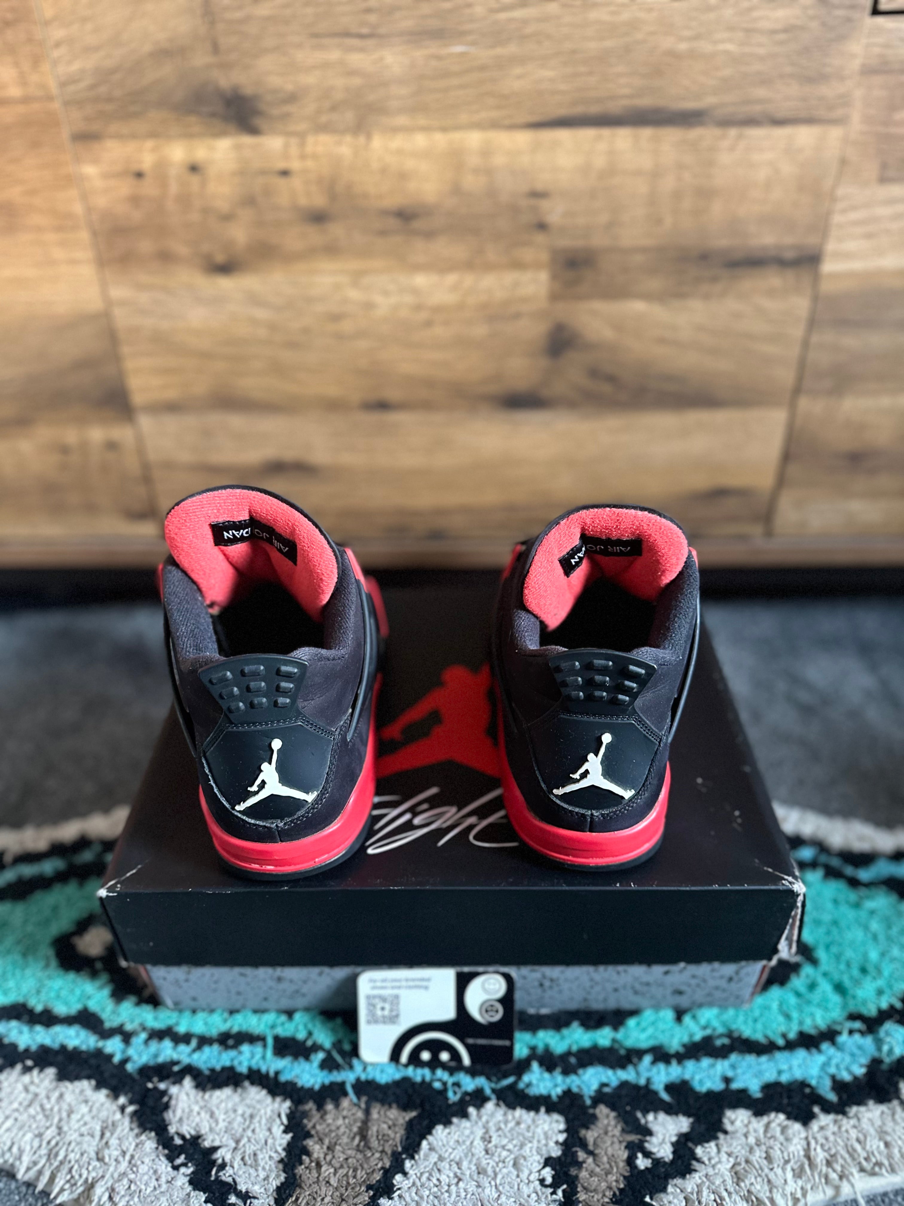 Nike Air Jordan 4 “Red Thunders” U.K. 7.5