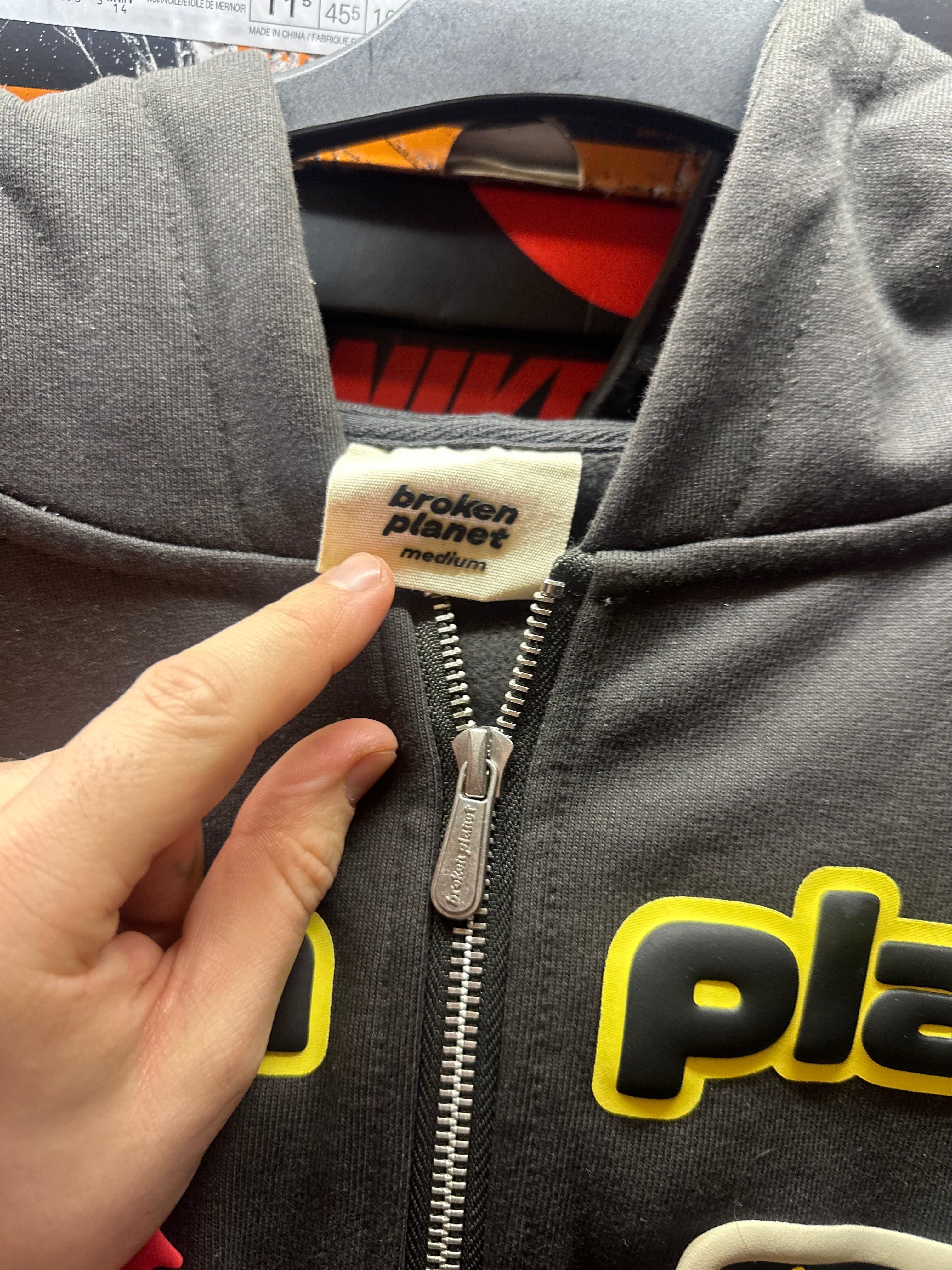 Broken Planet Hoodie Zip-Up “escape to the future ” Size Medium