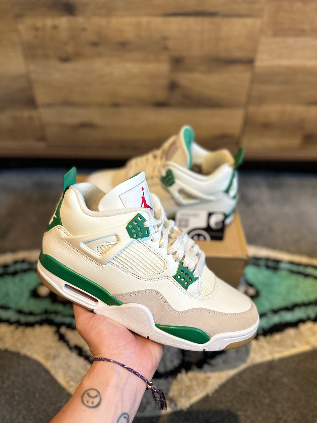 Nike Air Jordan 4 SB “Pine Green” U.K. 8.5