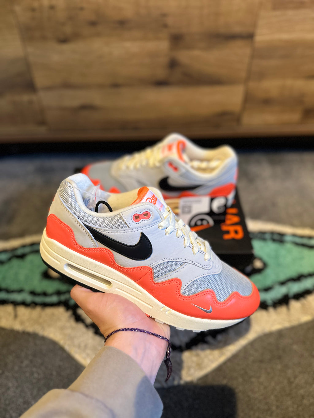 Nike air max 1 “Patta Waves White Hyper Crimson Pure Platinum” U.K. 8.5