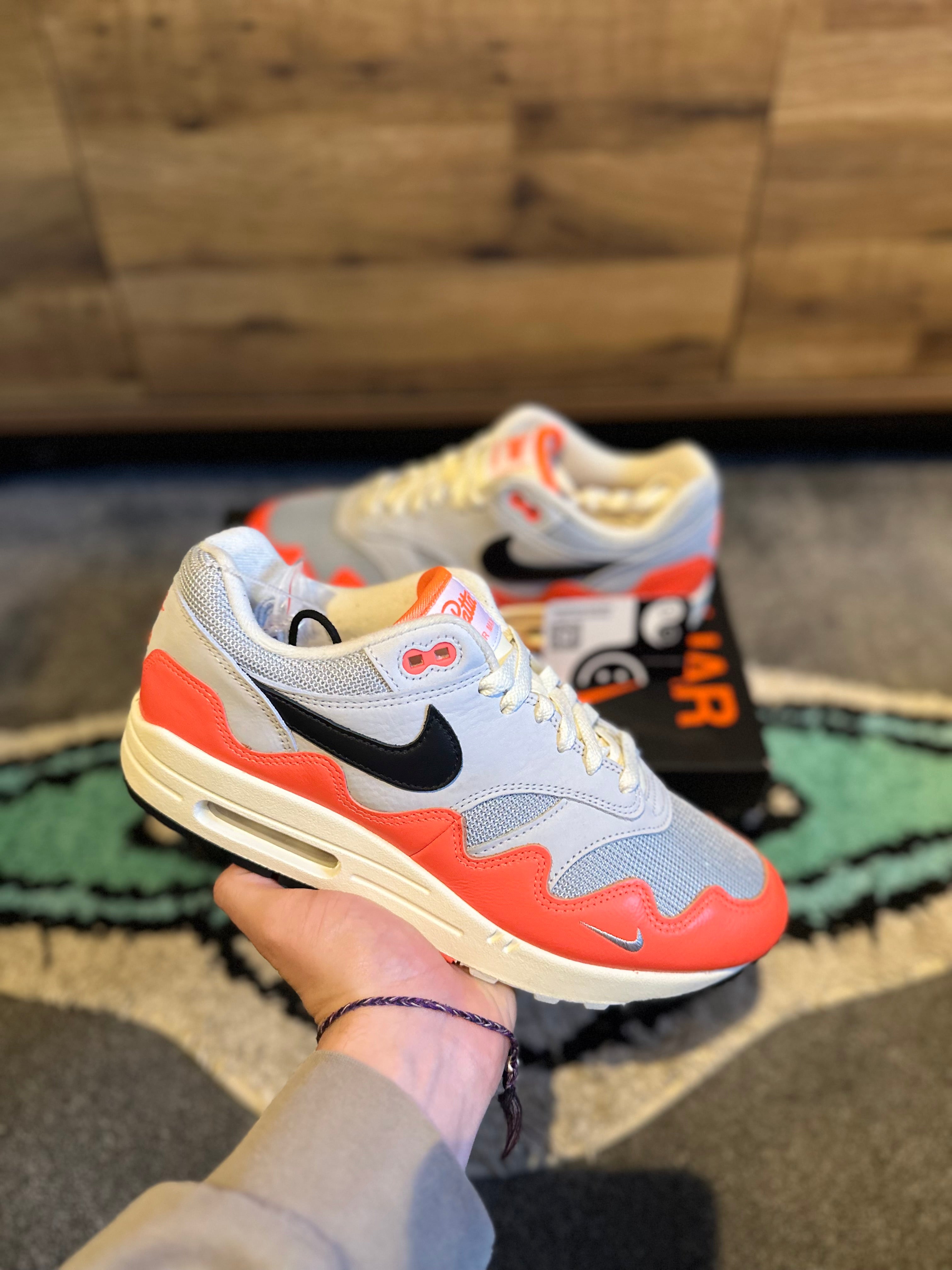 Nike air max 1 “Patta Waves White Hyper Crimson Pure Platinum” U.K. 8.5