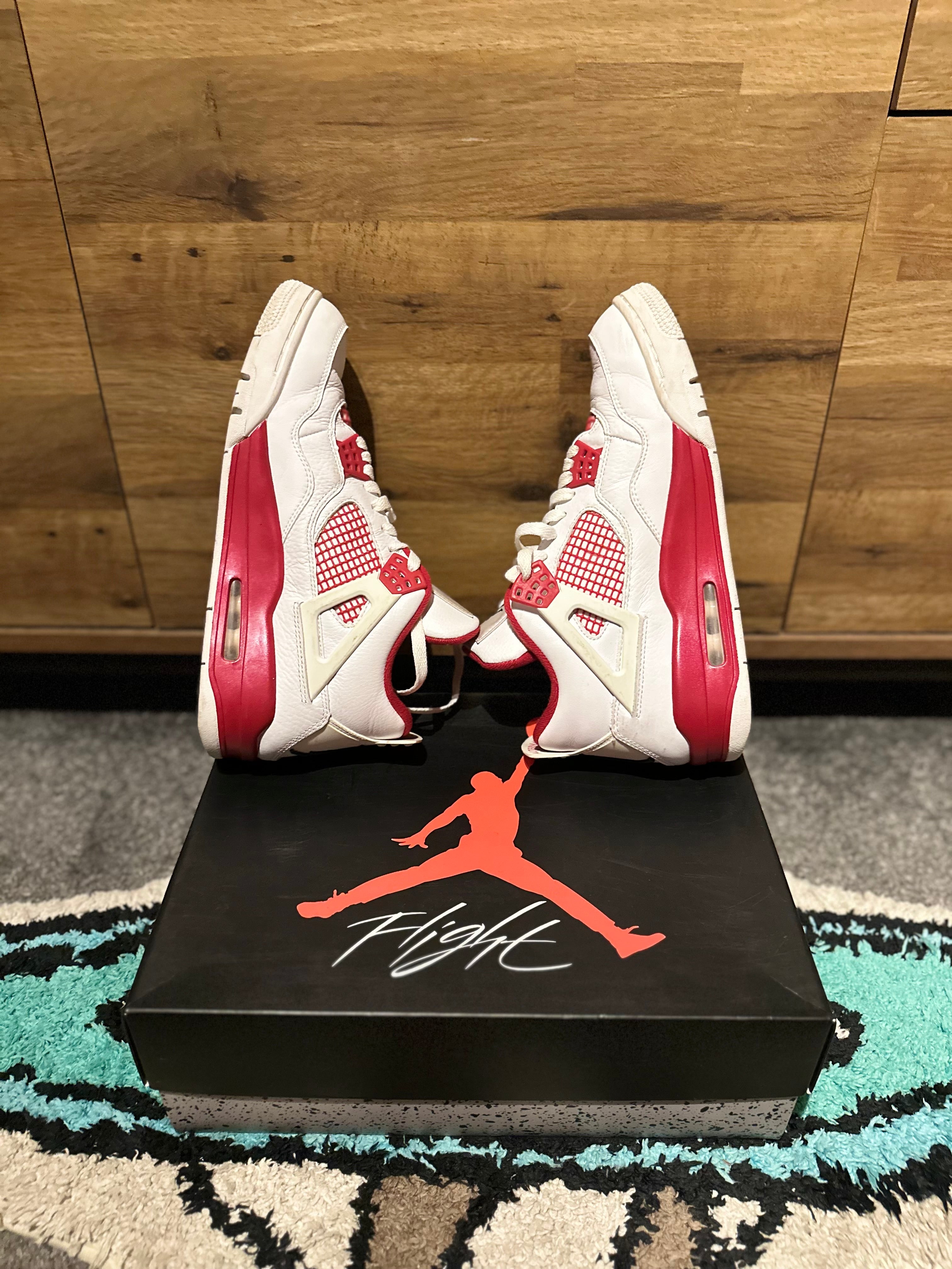 Nike Air Jordan 4 “ Alternate 89 ” U.K. 9