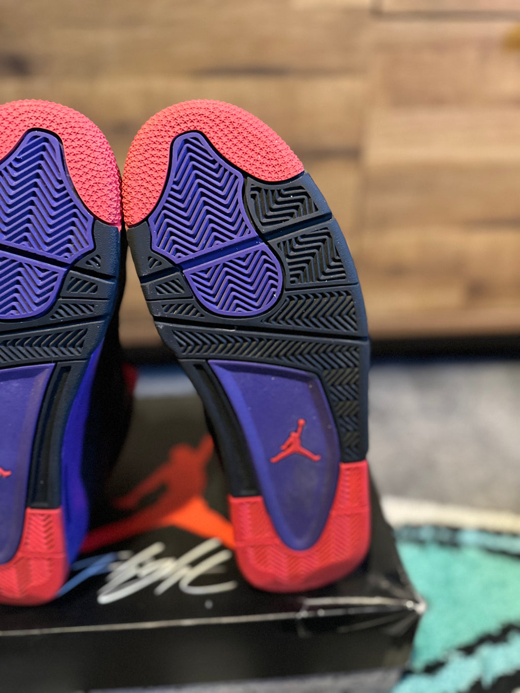 Nike Air Jordan 4 “Raptors ” U.K. 9.5