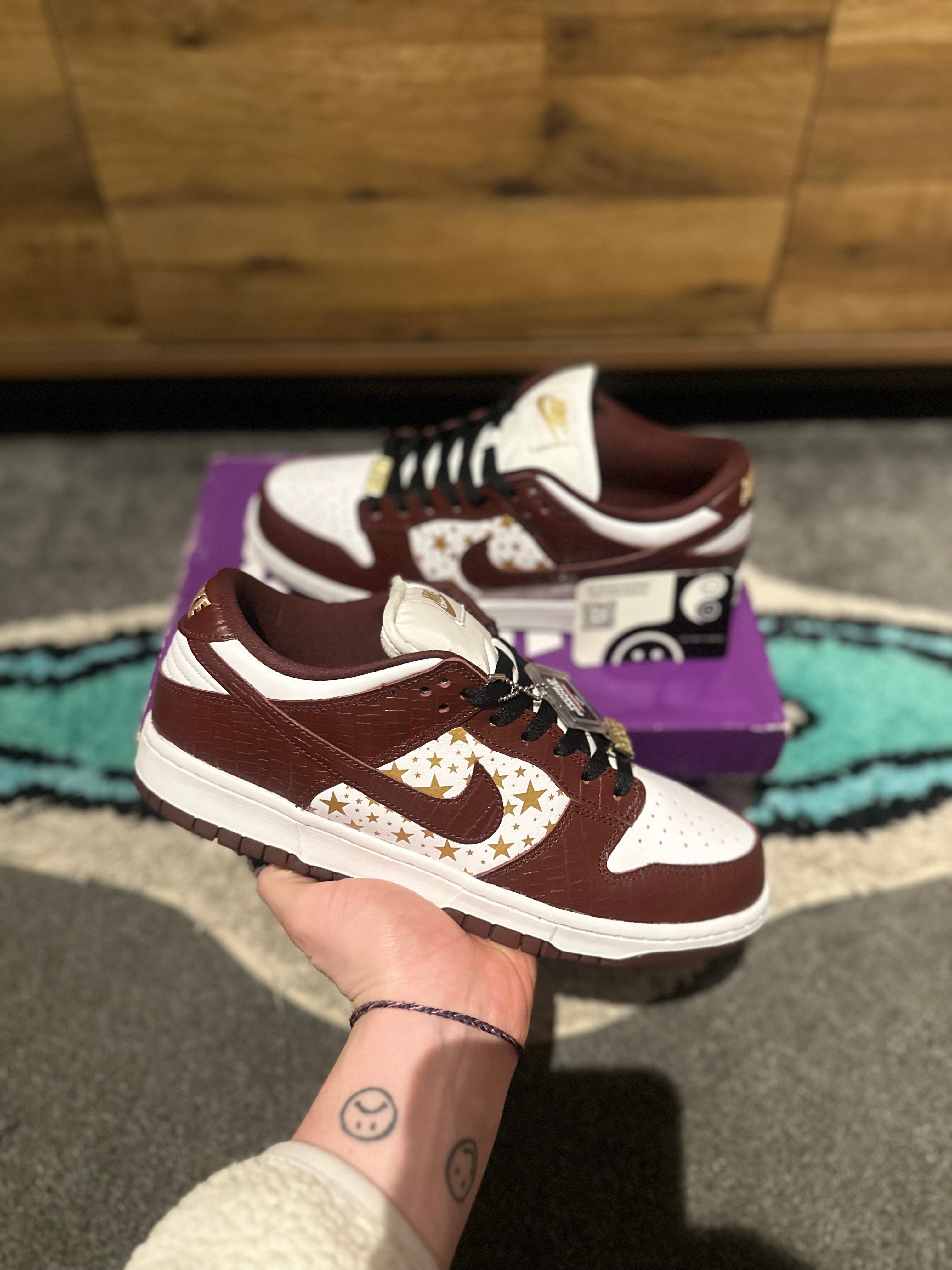 Nike Dunk SB“Supreme Stars Barkroot Brown” U.K. 8.5