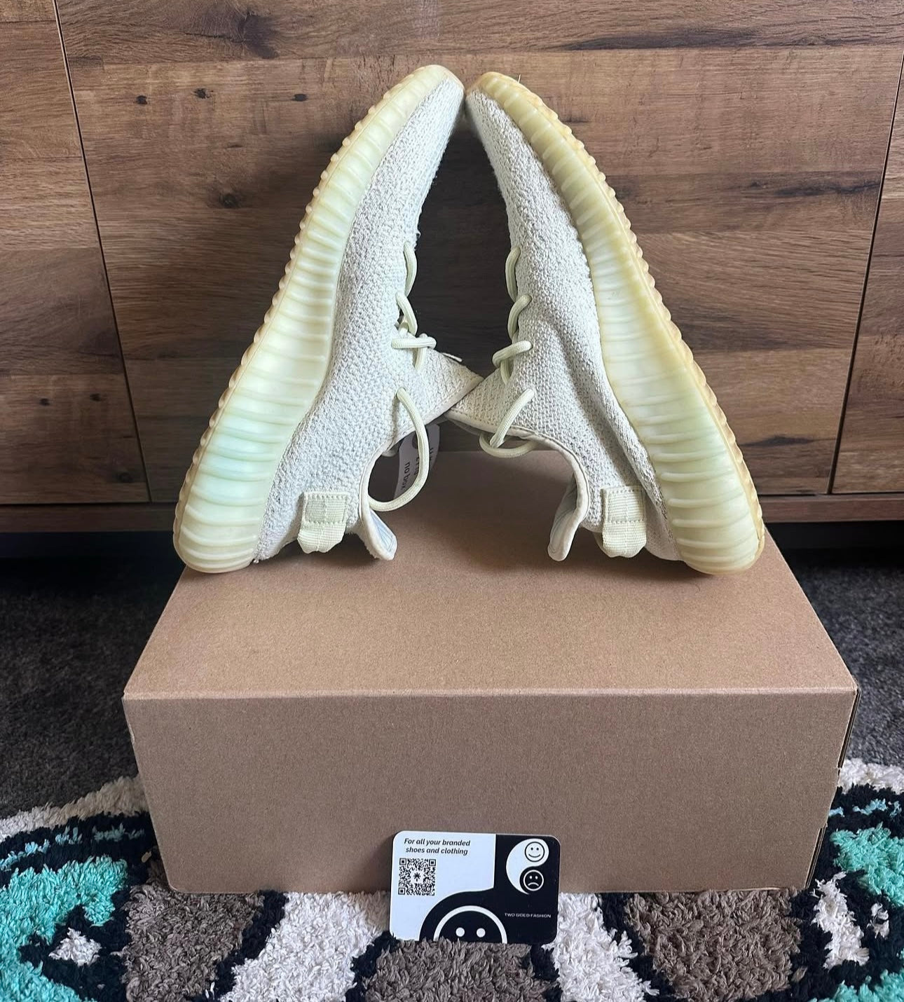 yeezy 350 butters U.K. 9