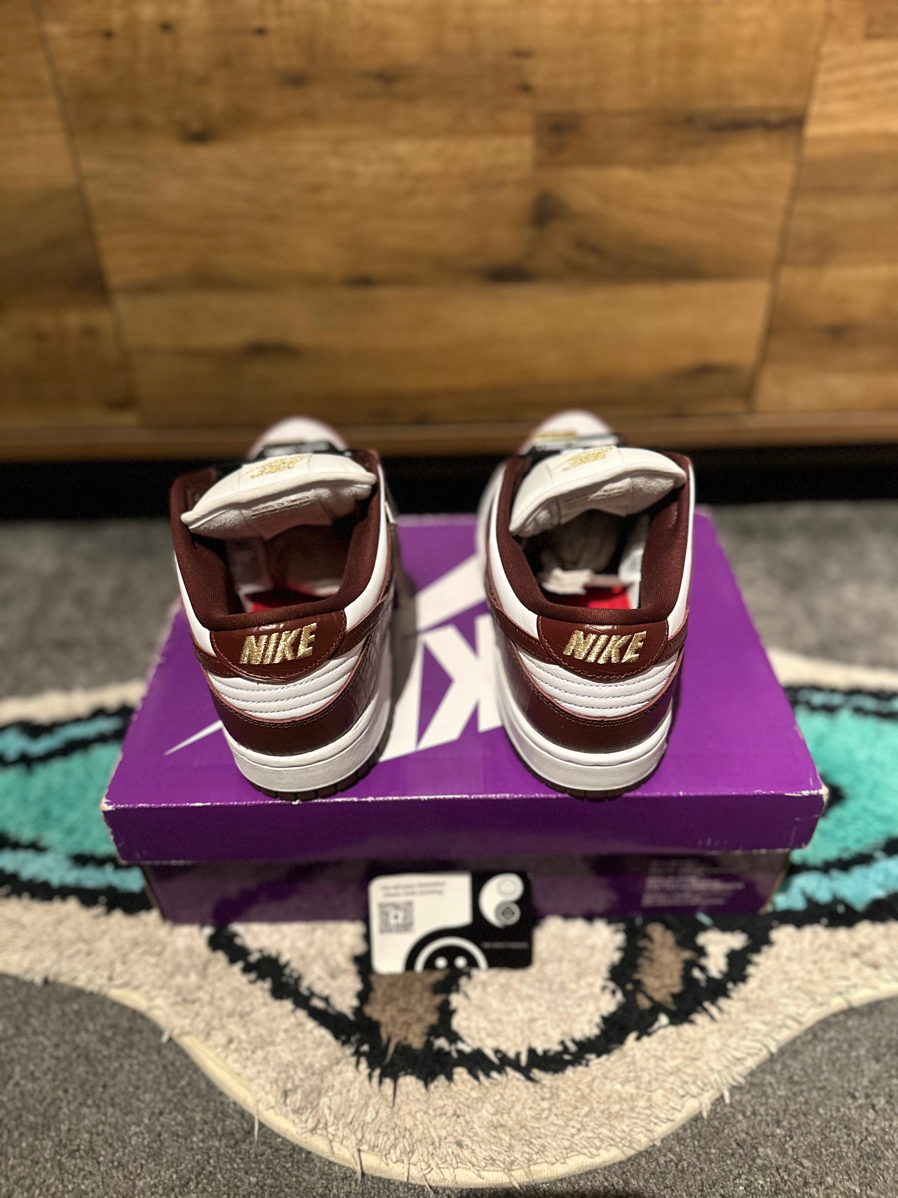 Nike Dunk SB“Supreme Stars Barkroot Brown” U.K. 8.5